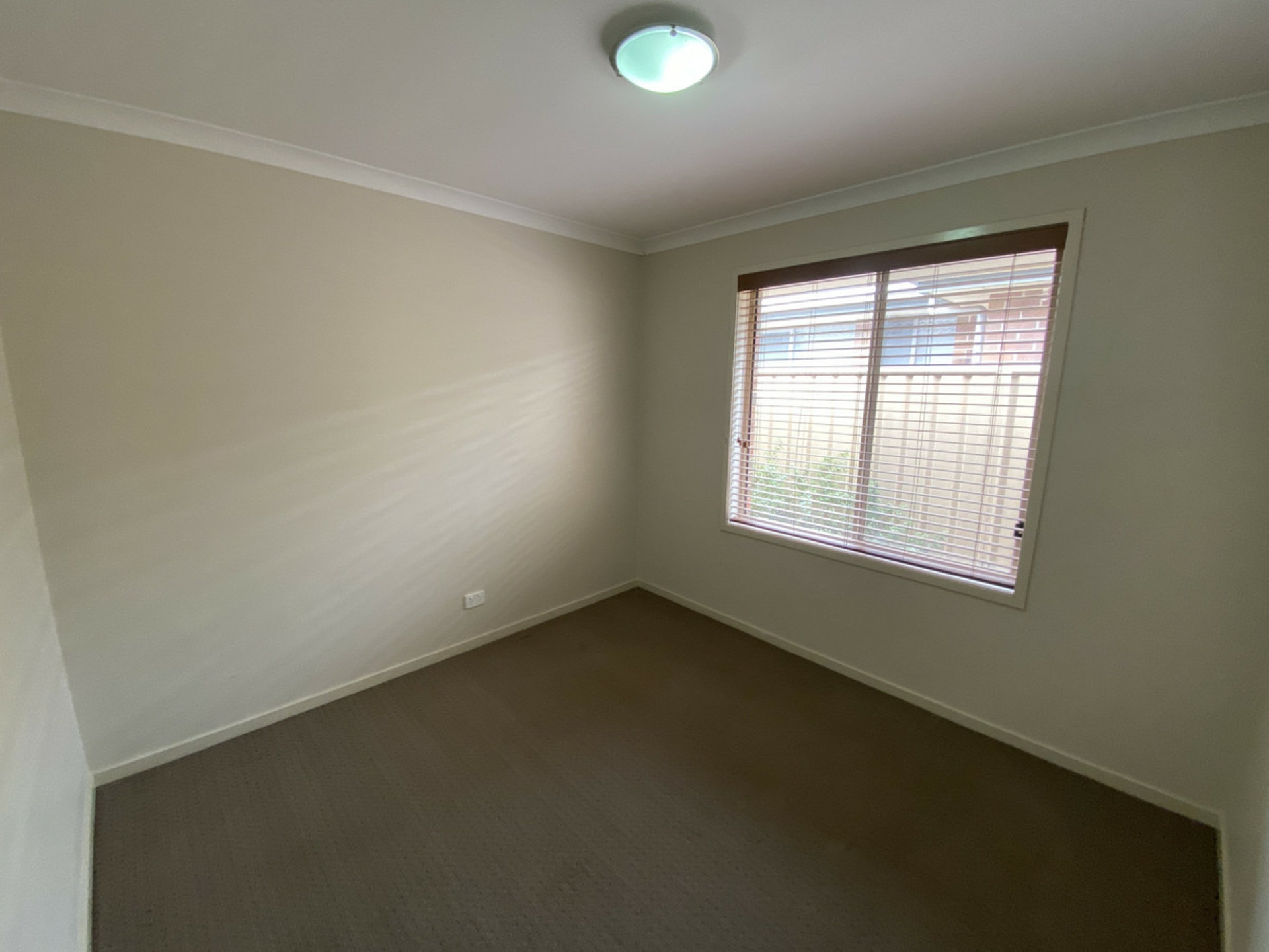 7 Flax-Lily Lane, MUNNO PARA