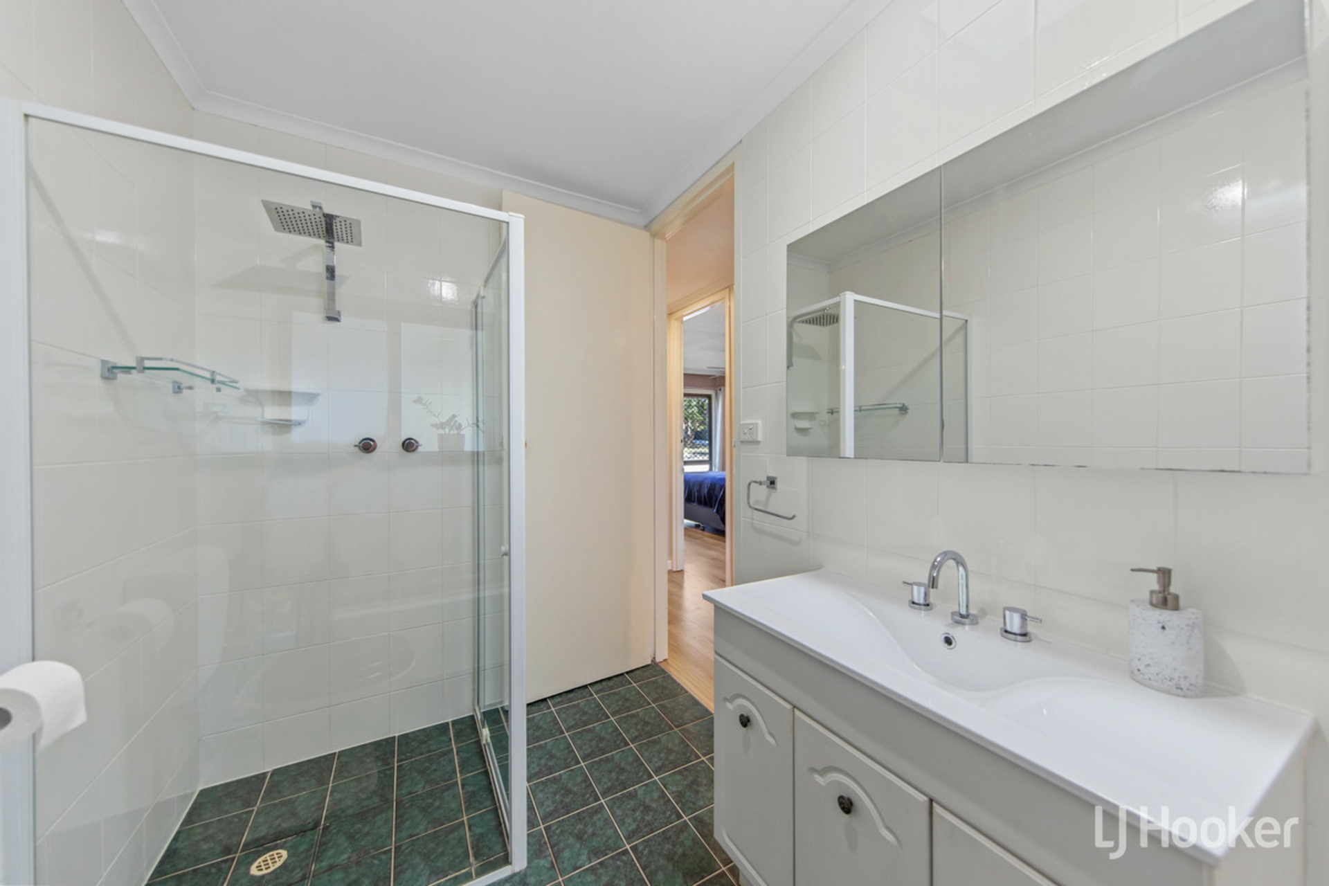 8 Brabham Crescent, GULFVIEW HEIGHTS
