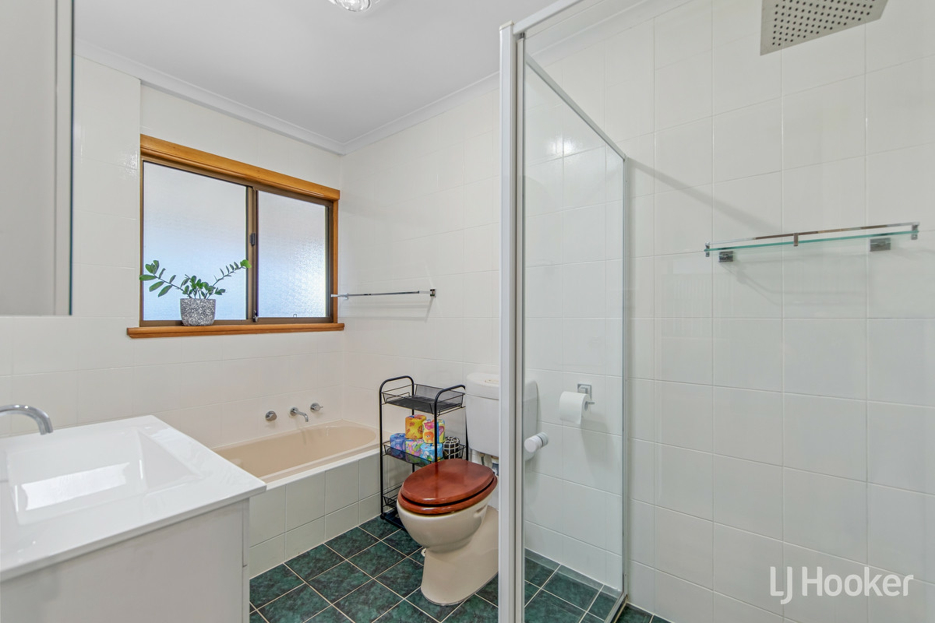 8 Brabham Crescent, GULFVIEW HEIGHTS