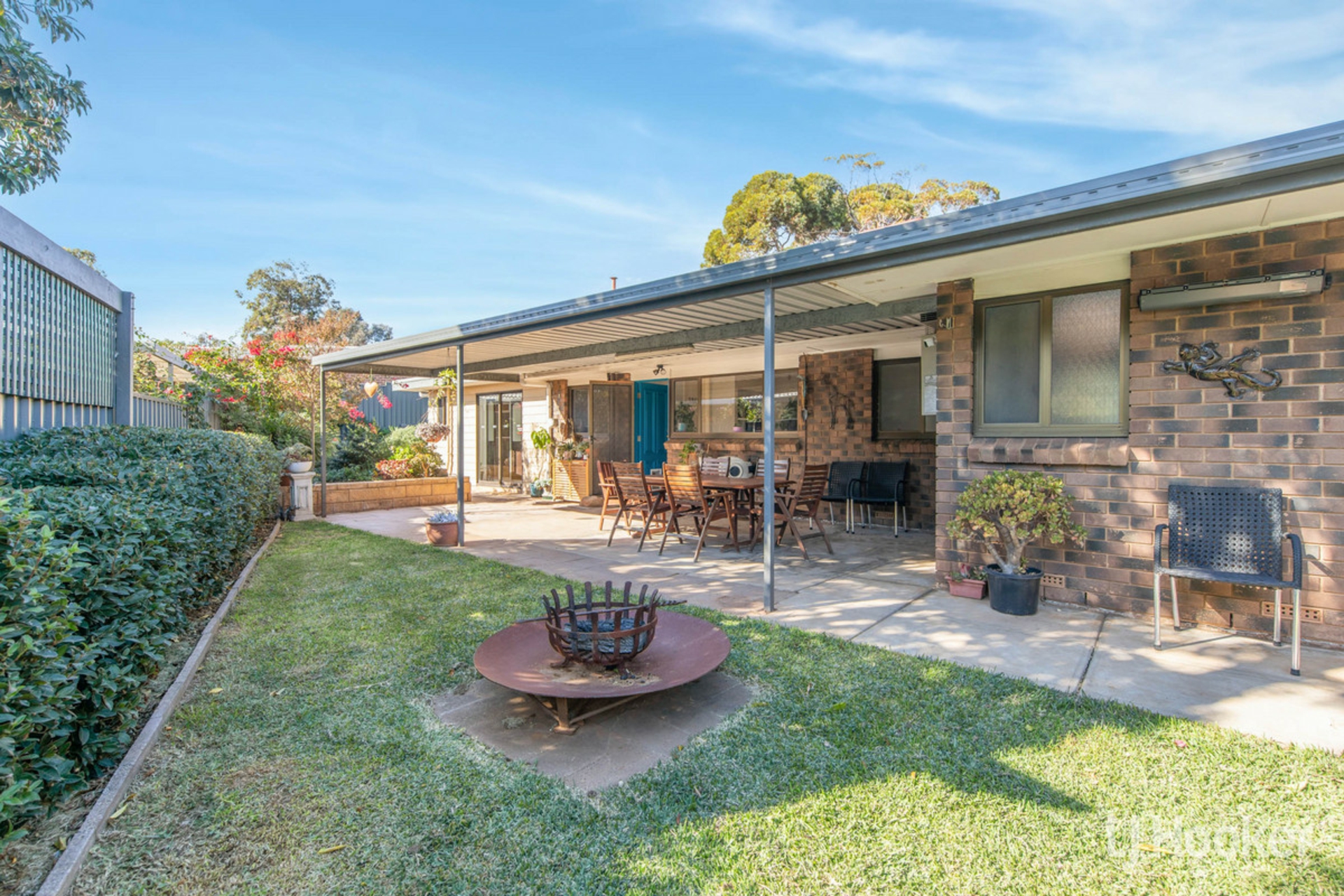 8 Brabham Crescent, GULFVIEW HEIGHTS