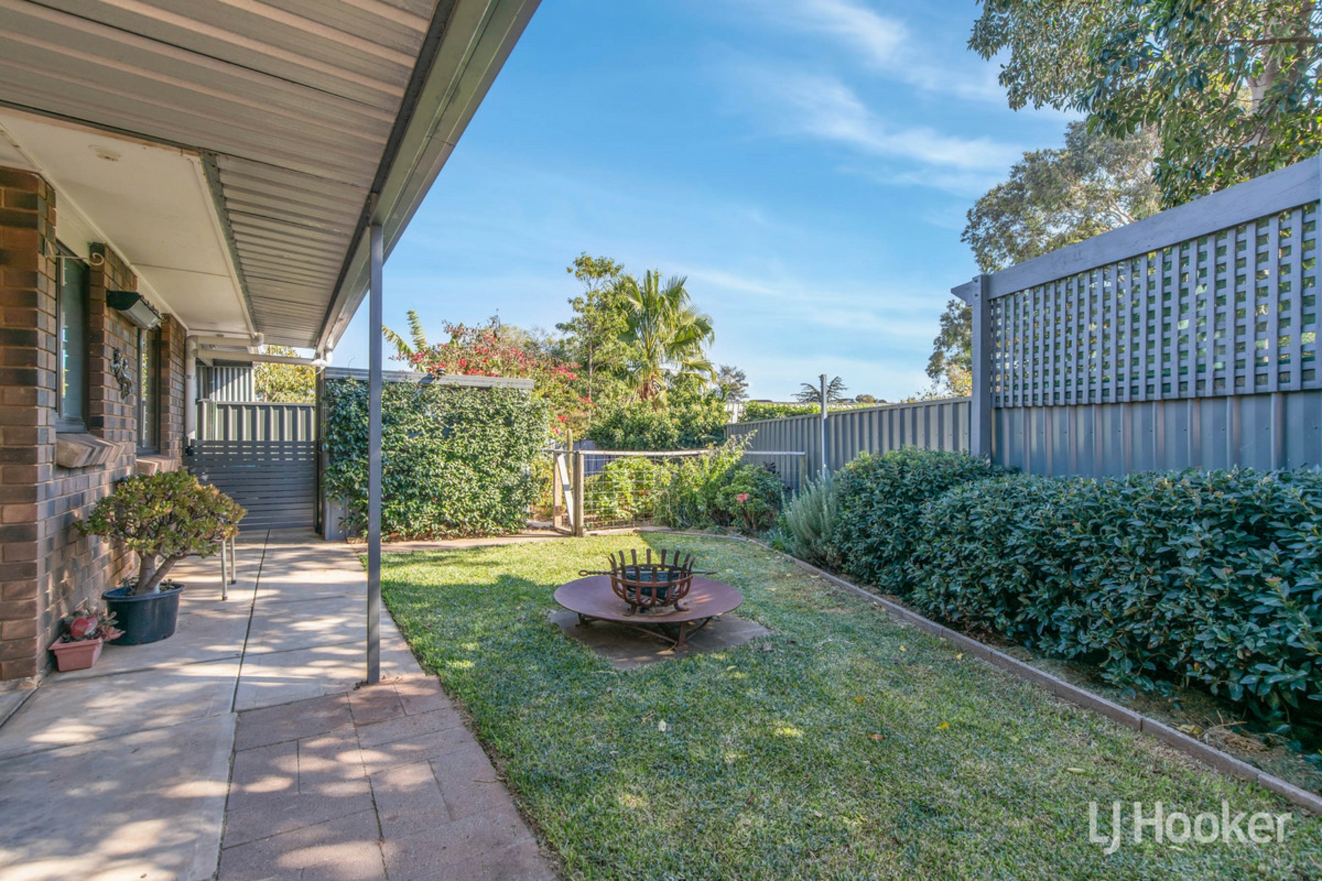 8 Brabham Crescent, GULFVIEW HEIGHTS