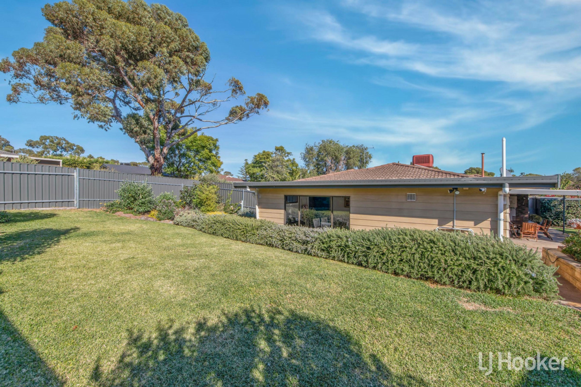 8 Brabham Crescent, GULFVIEW HEIGHTS