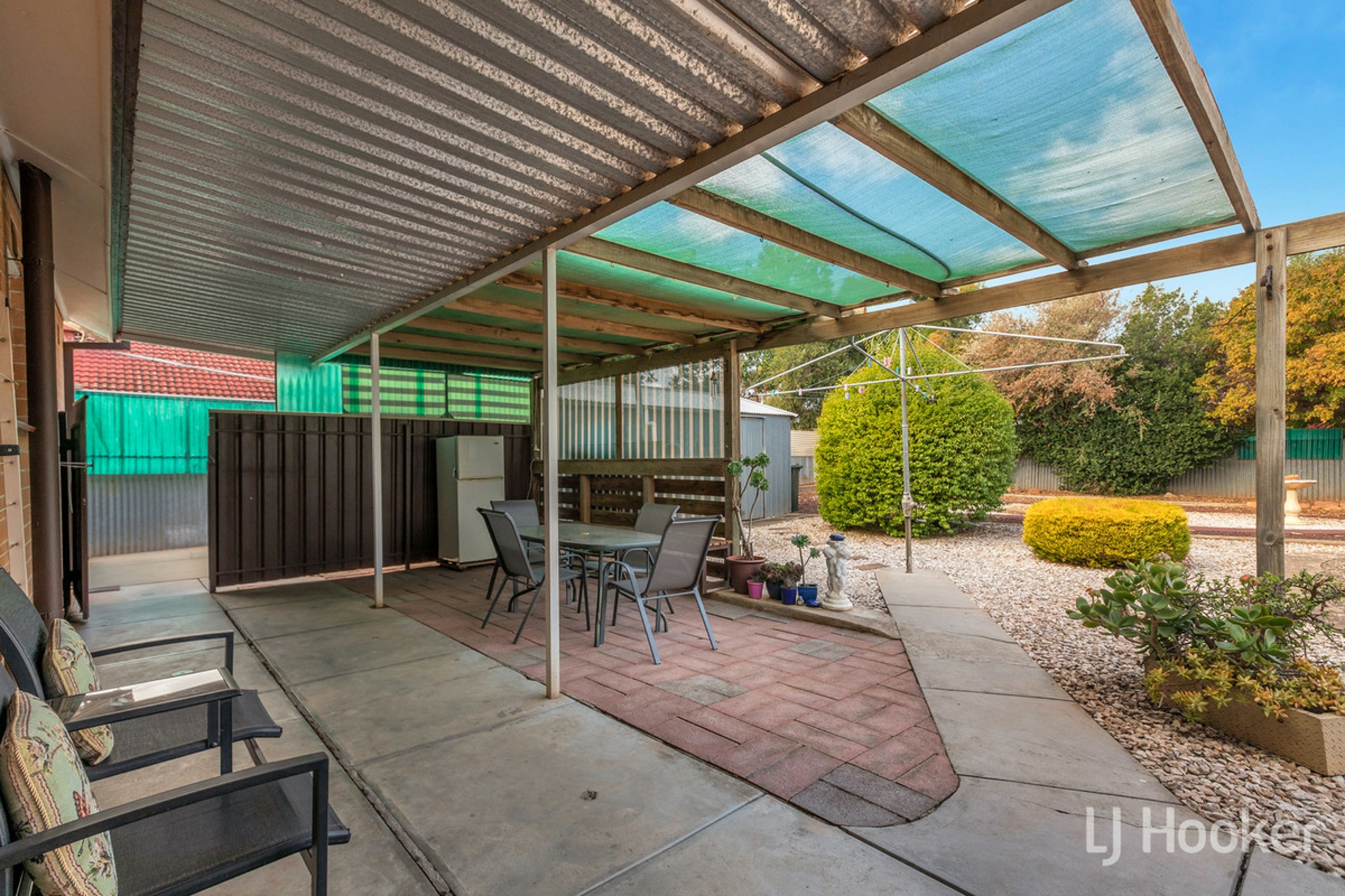 60 St Leonard Crescent, ELIZABETH DOWNS