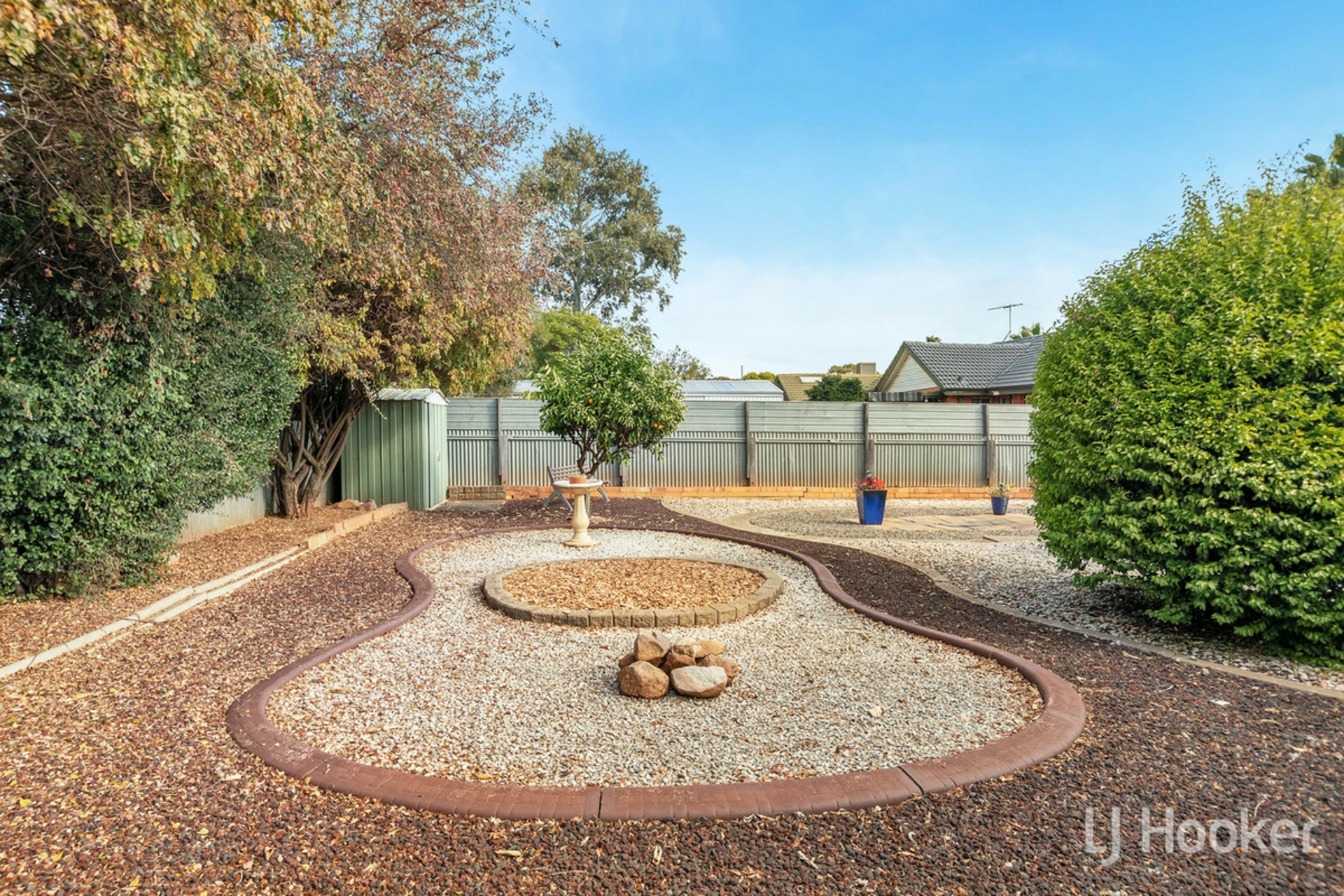 60 St Leonard Crescent, ELIZABETH DOWNS