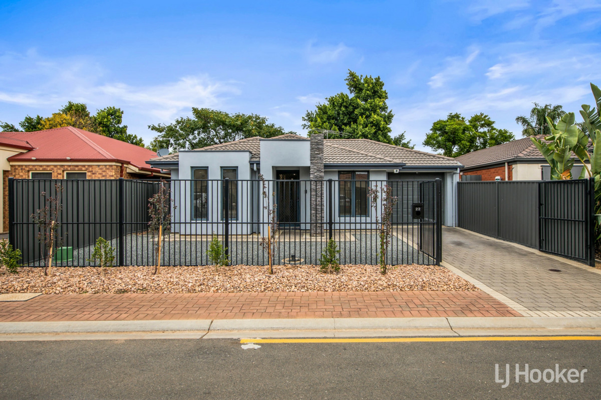 22 Oakwood Circuit, MUNNO PARA WEST