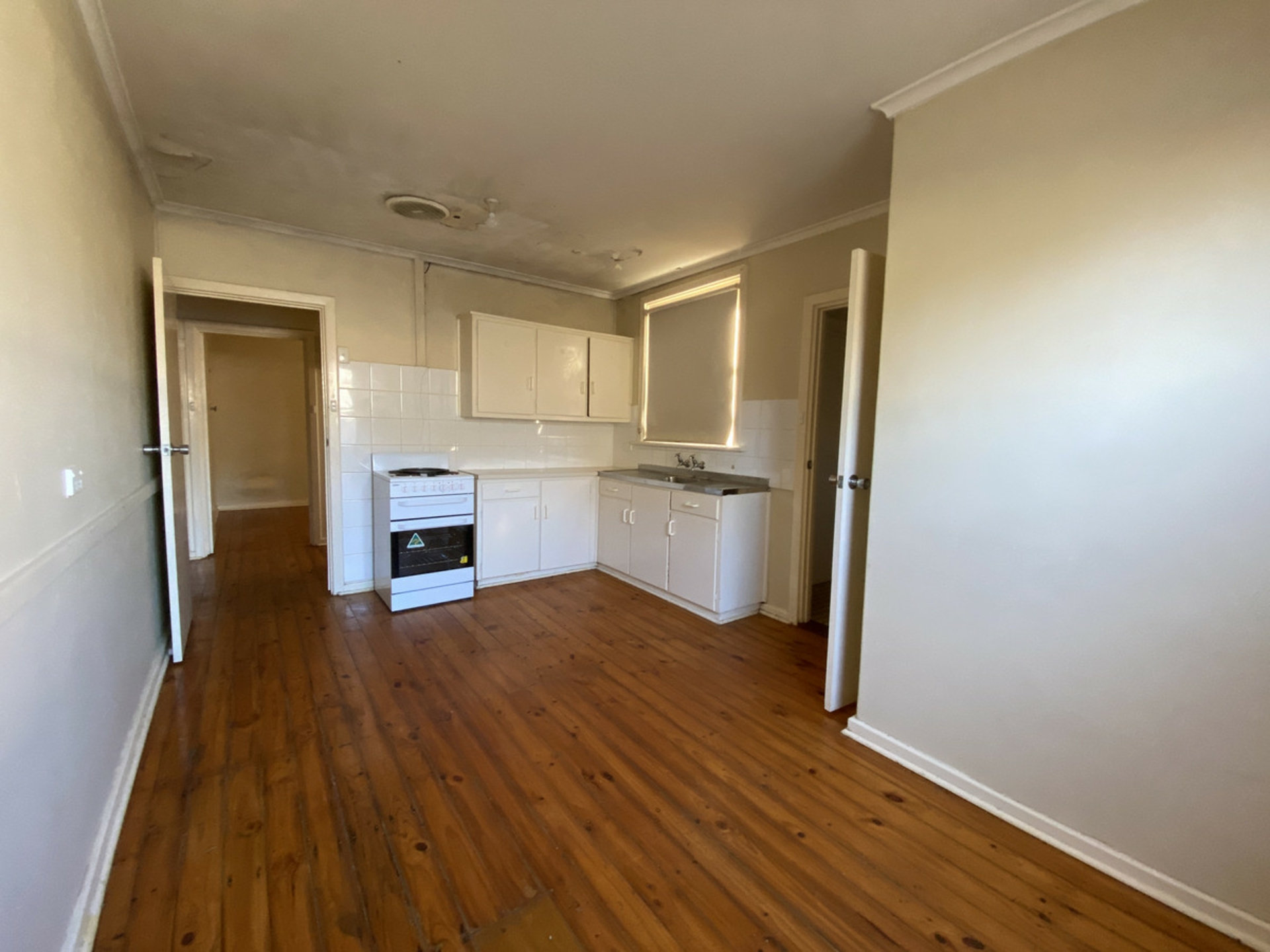 24 Filsoll Street, ELIZABETH DOWNS
