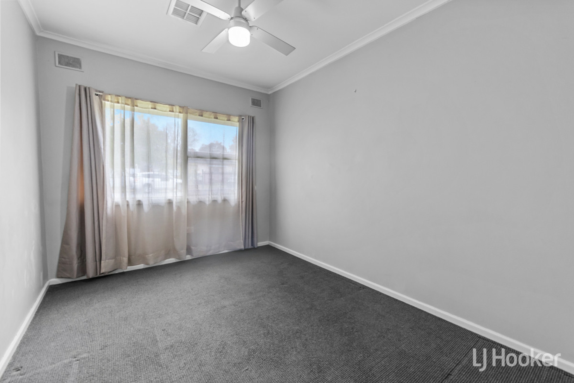 4 Lowe Street, ELIZABETH EAST