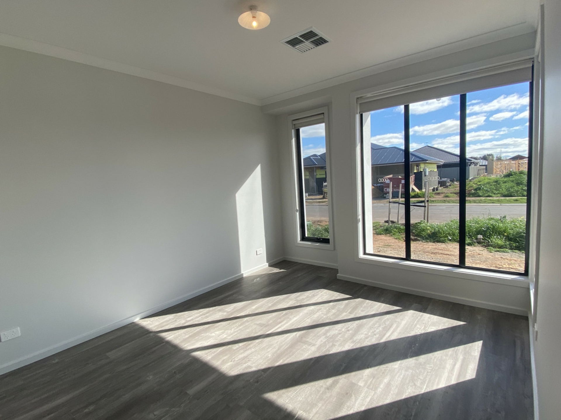 26 Kathleen Crescent, VIRGINIA