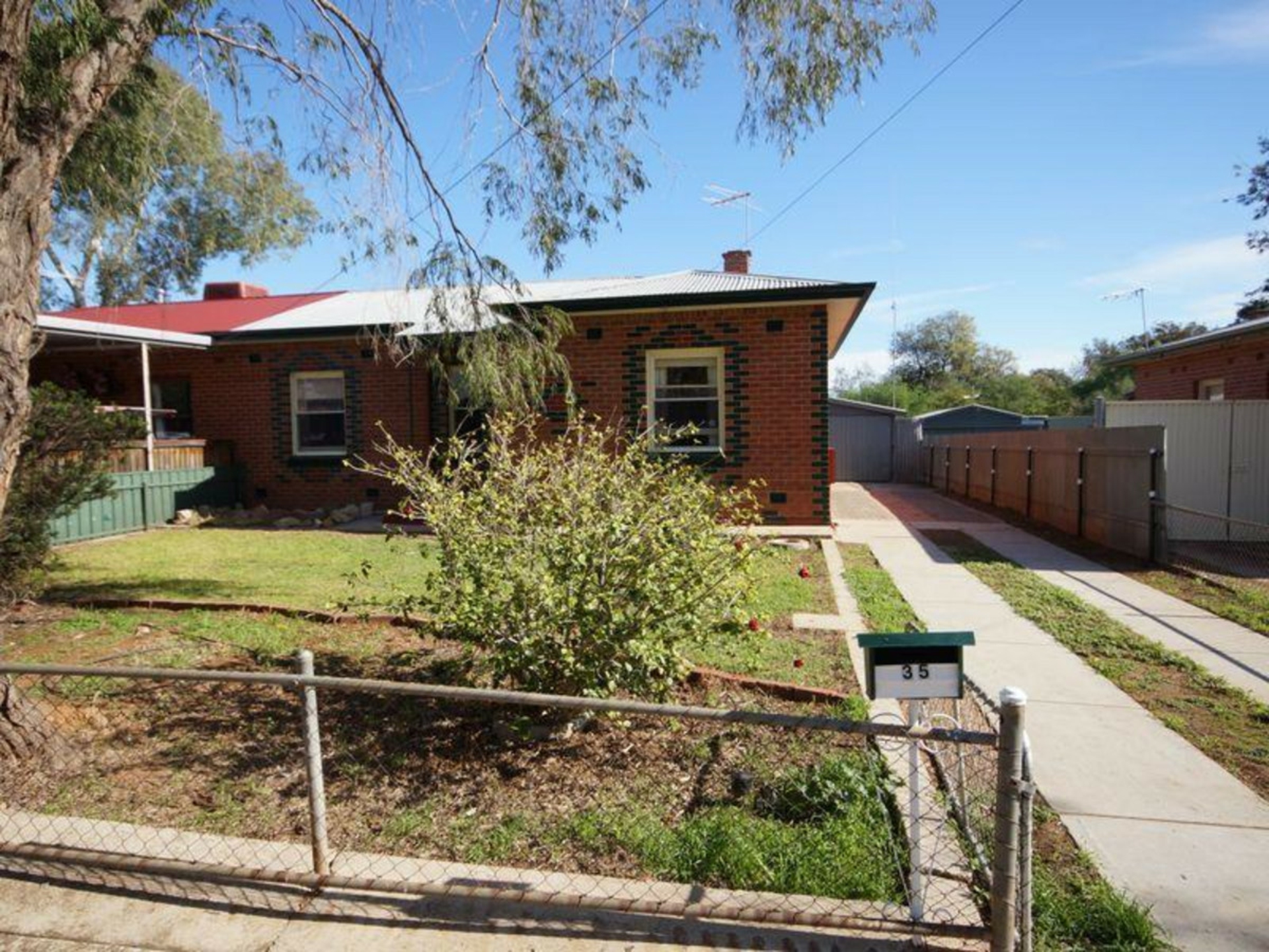 35 Longford Street, EVANSTON