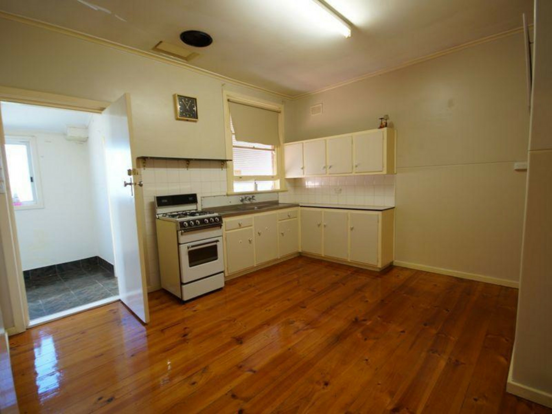 35 Longford Street, EVANSTON