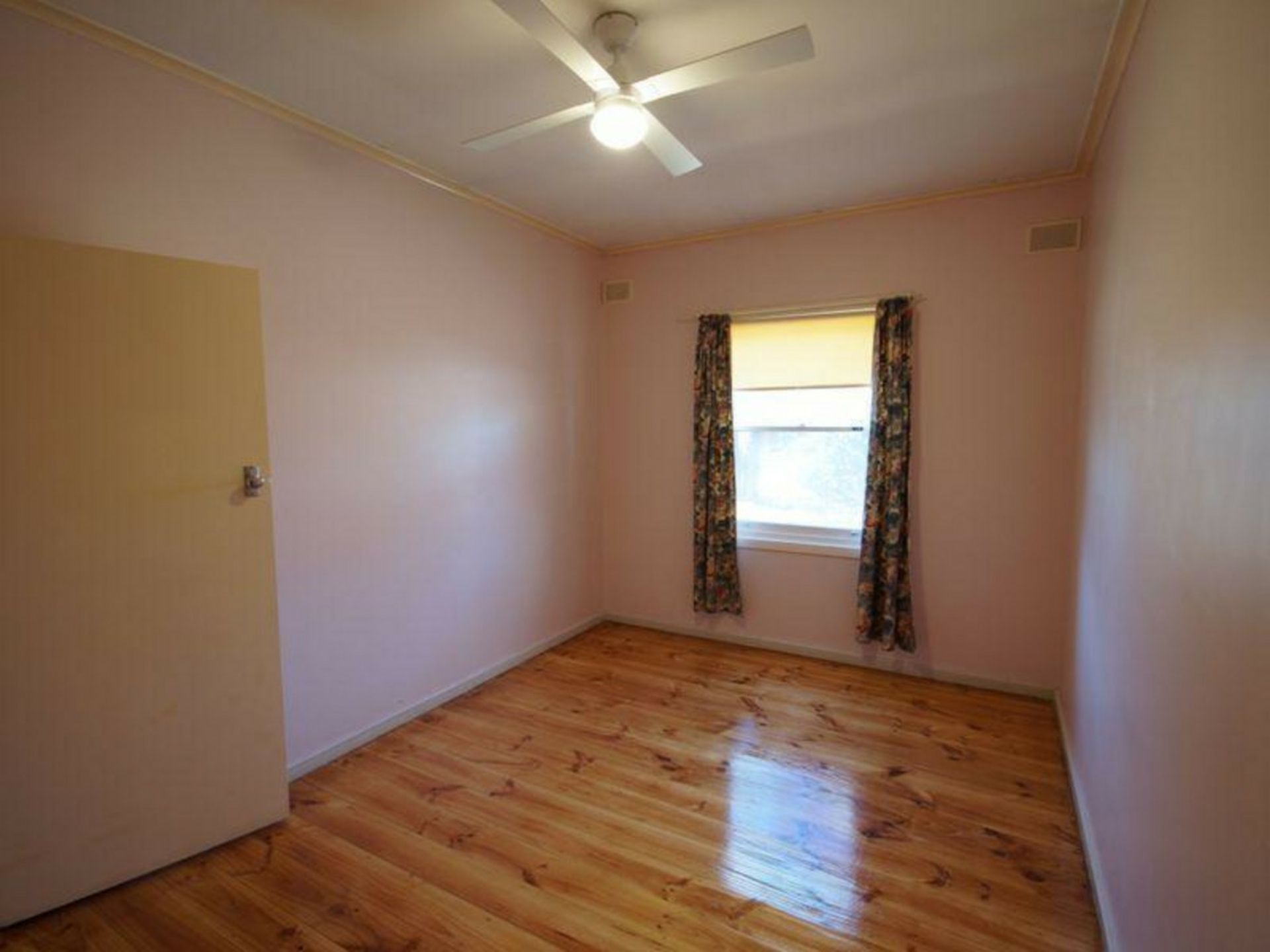 35 Longford Street, EVANSTON
