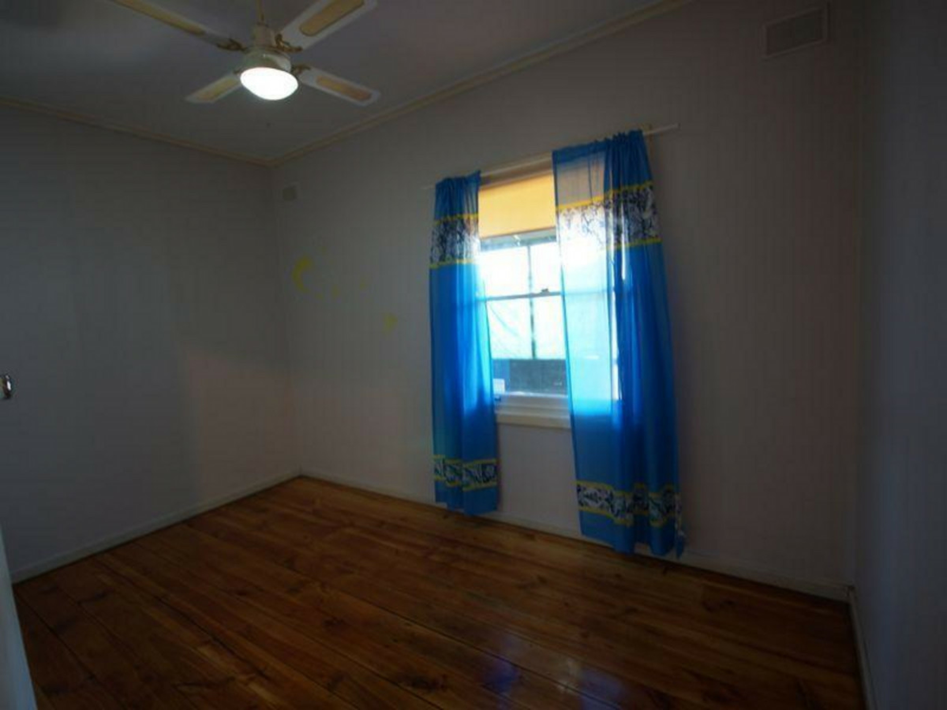 35 Longford Street, EVANSTON