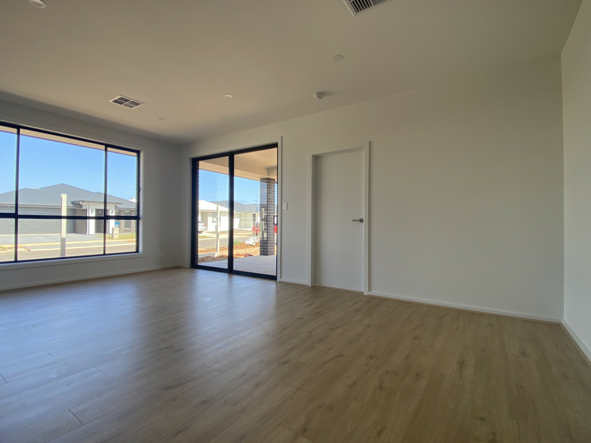 1 Farmer Road, MUNNO PARA WEST