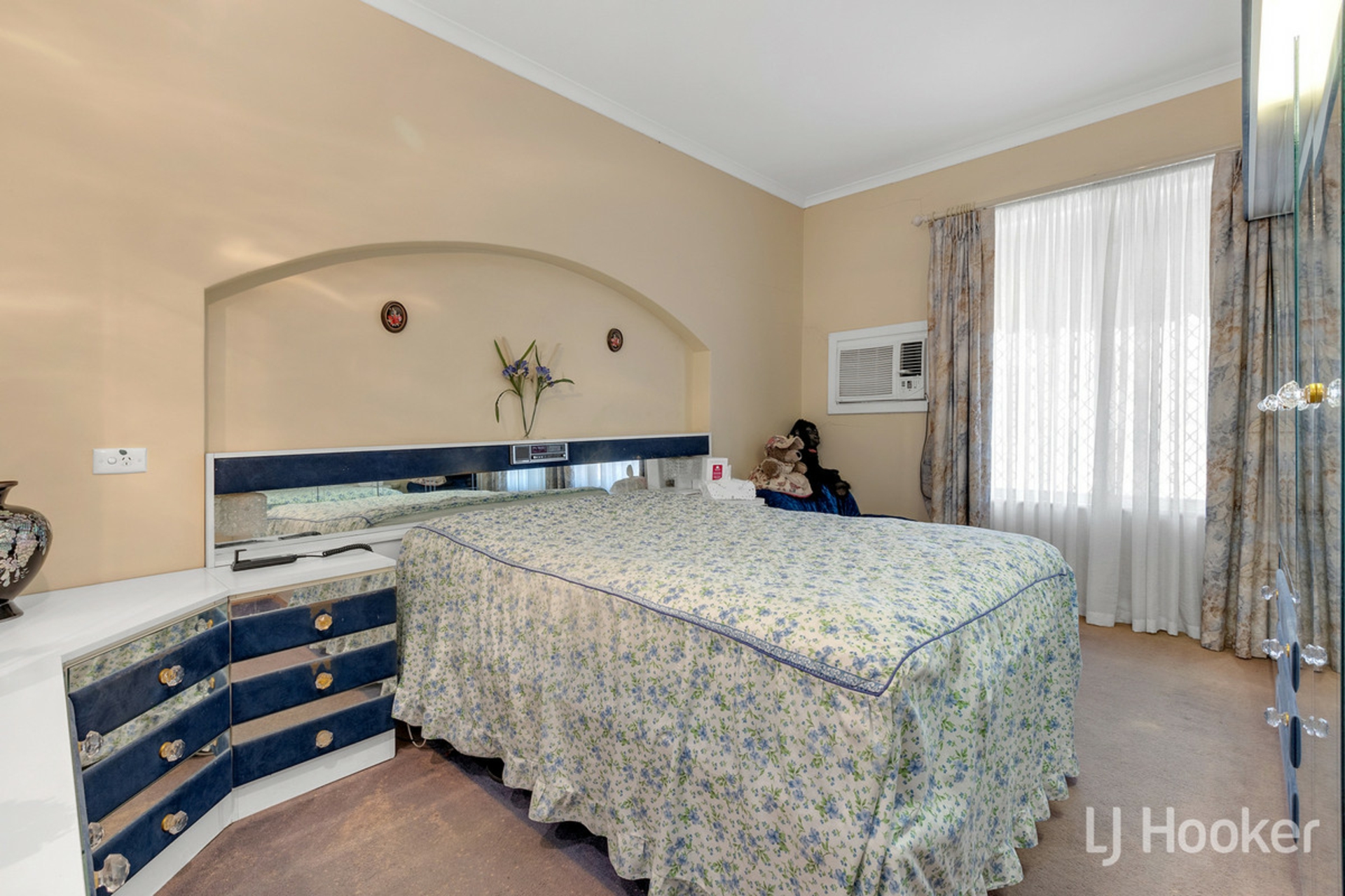 4 Fairfield Road, ELIZABETH GROVE