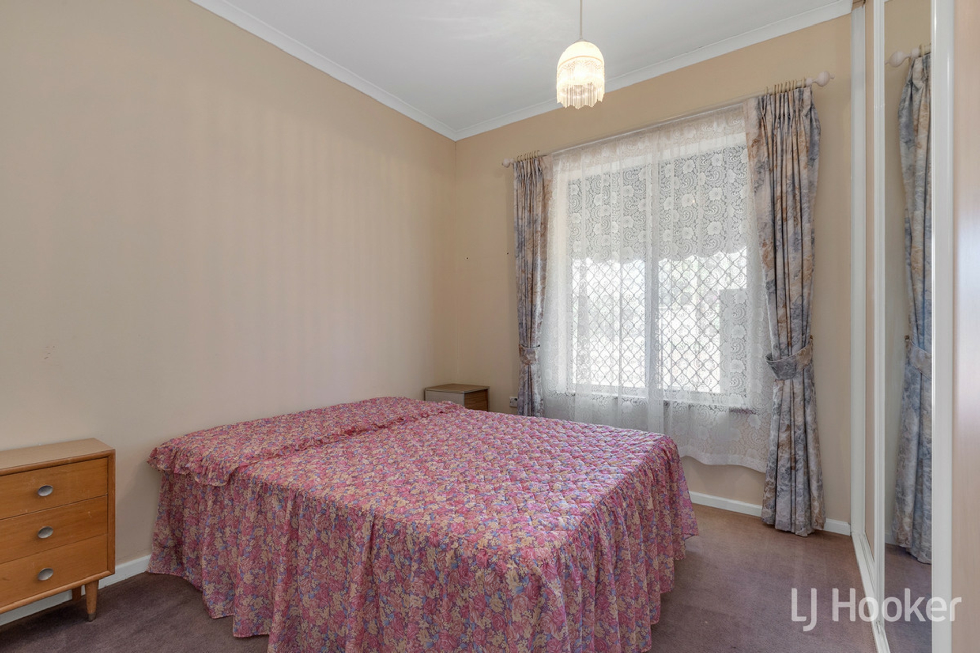 4 Fairfield Road, ELIZABETH GROVE