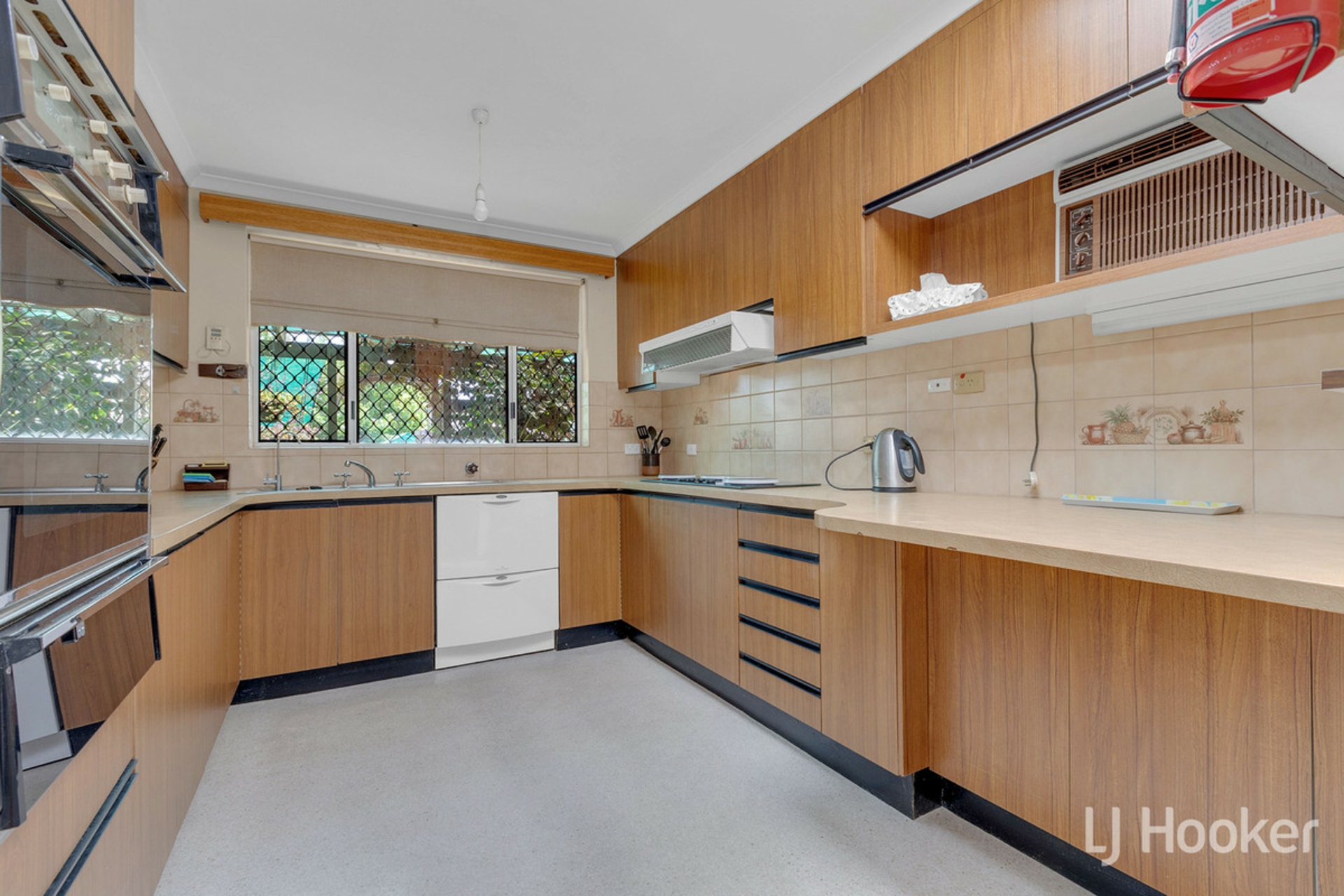 4 Fairfield Road, ELIZABETH GROVE