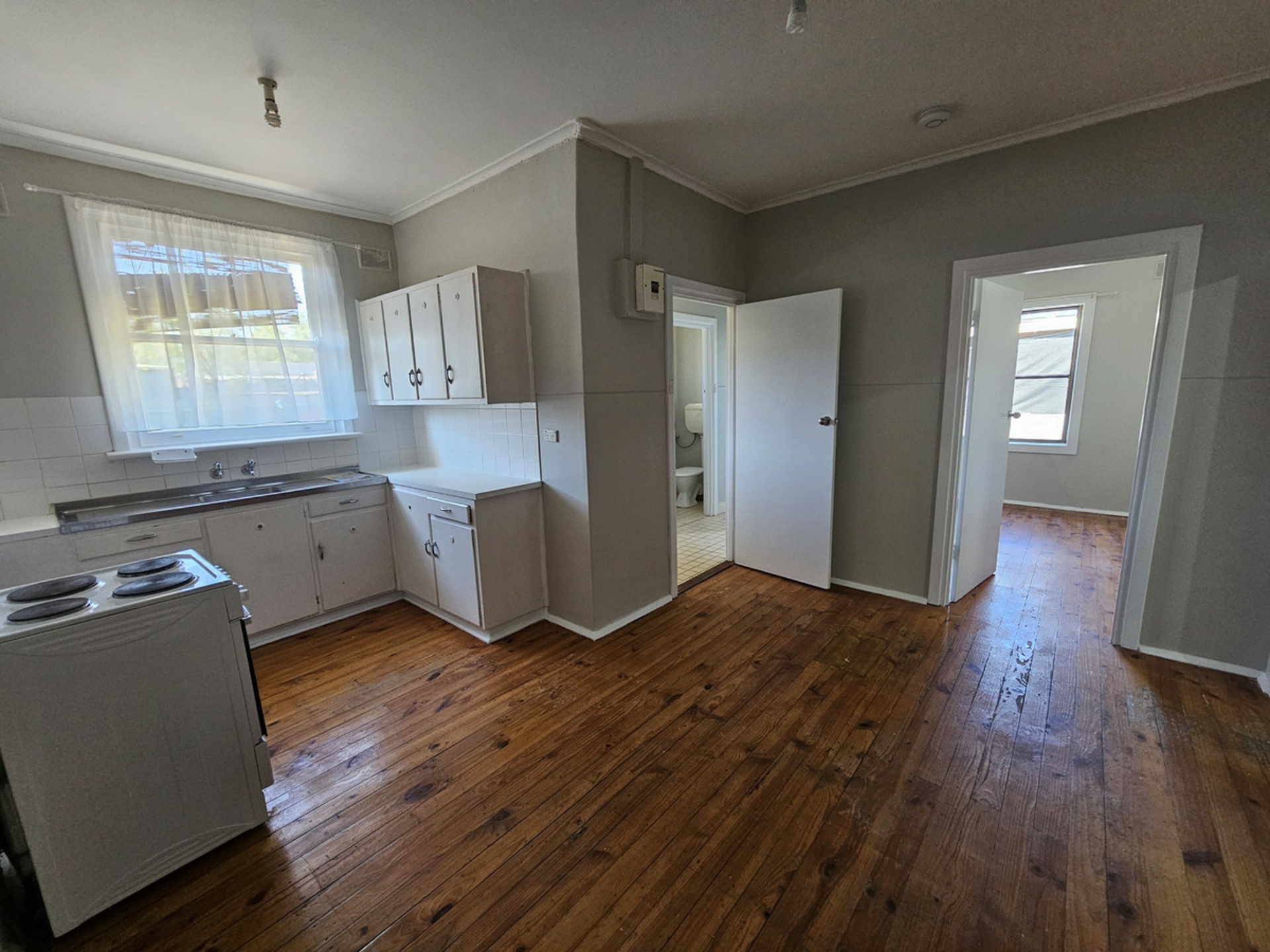 16 Magor Street Elizabeth Park SA House for Rent LJ Hooker