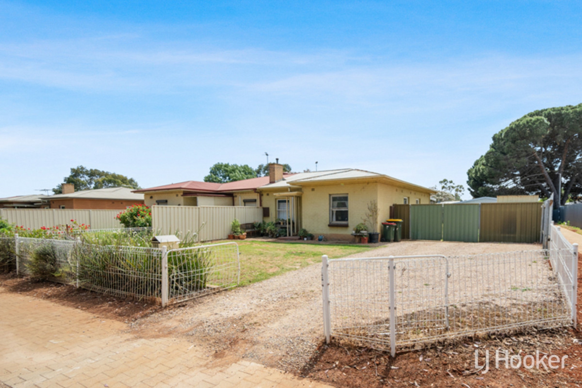 191 Hogarth Road Elizabeth Grove SA House for Sale LJ Hooker
