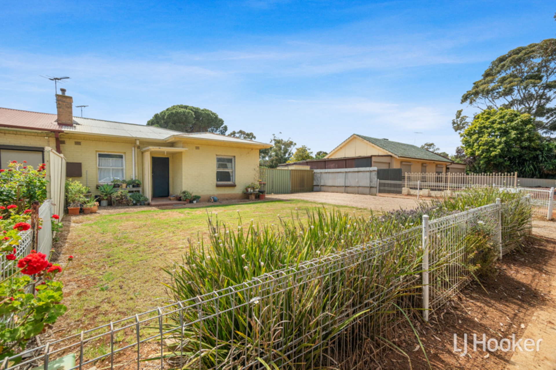191 Hogarth Road Elizabeth Grove SA House for Sale LJ Hooker