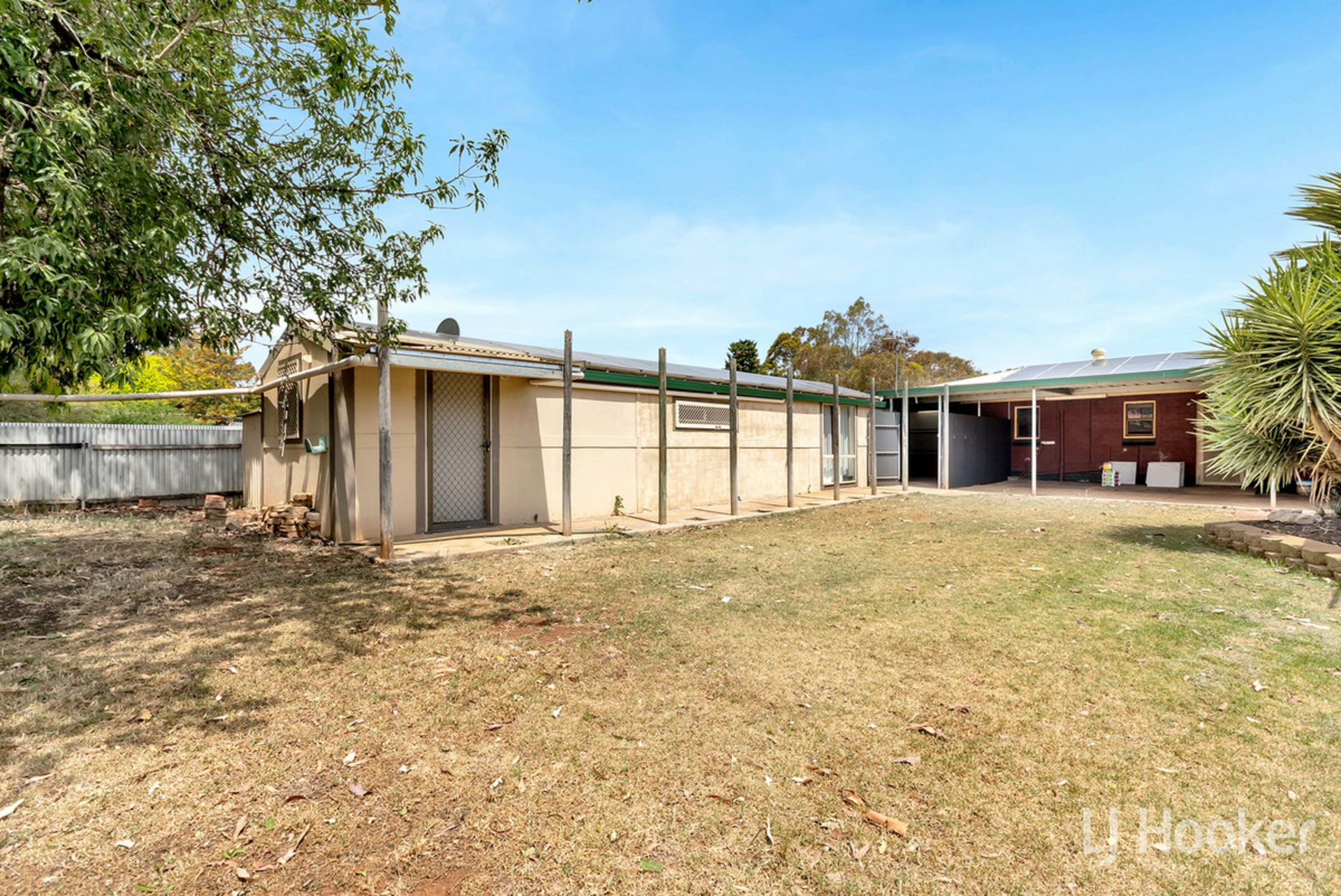 21 Smitham Street, ELIZABETH GROVE