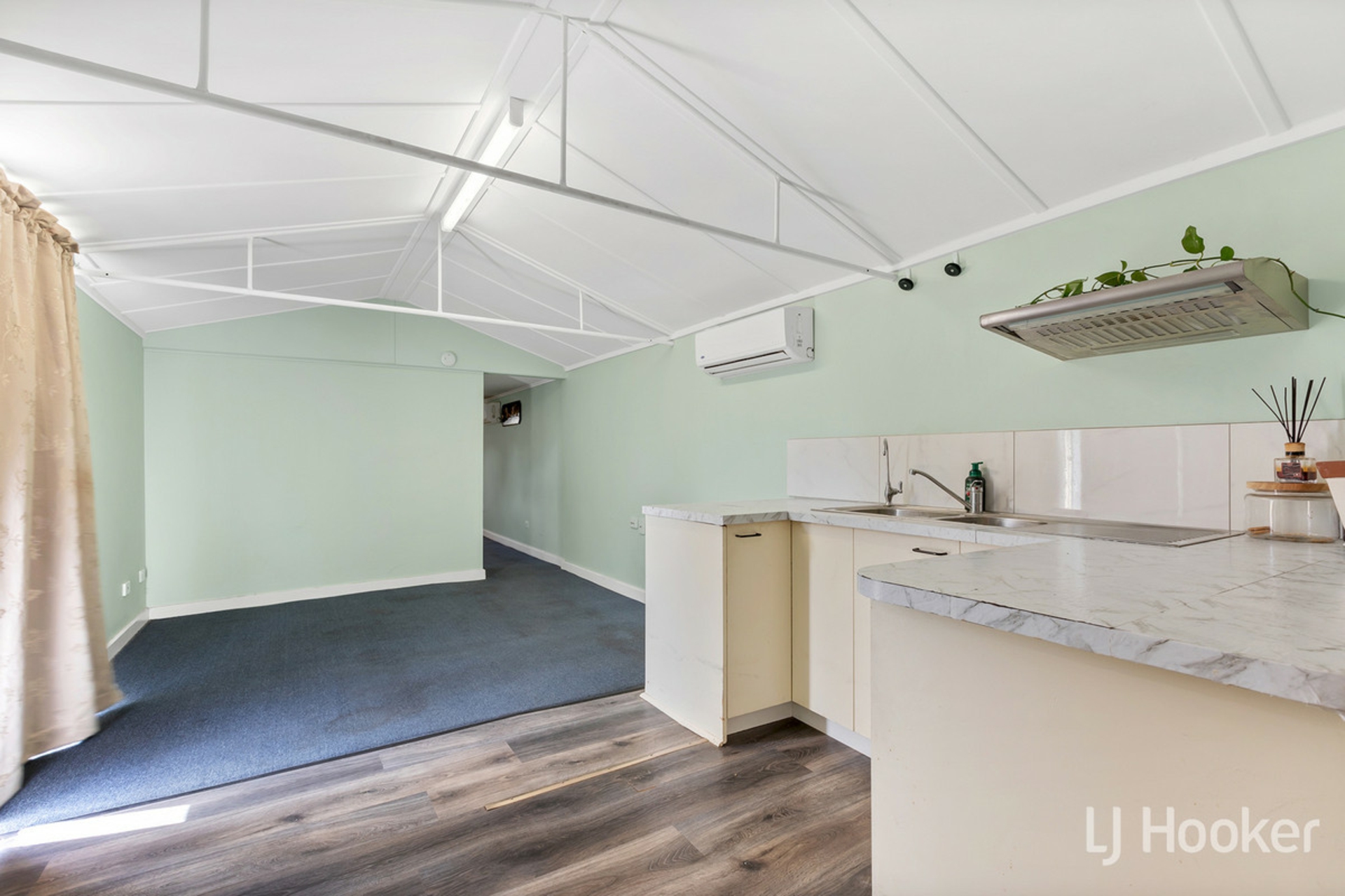 21 Smitham Street, ELIZABETH GROVE