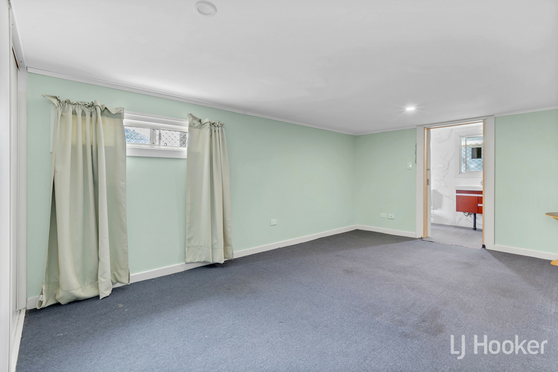 21 Smitham Street, ELIZABETH GROVE