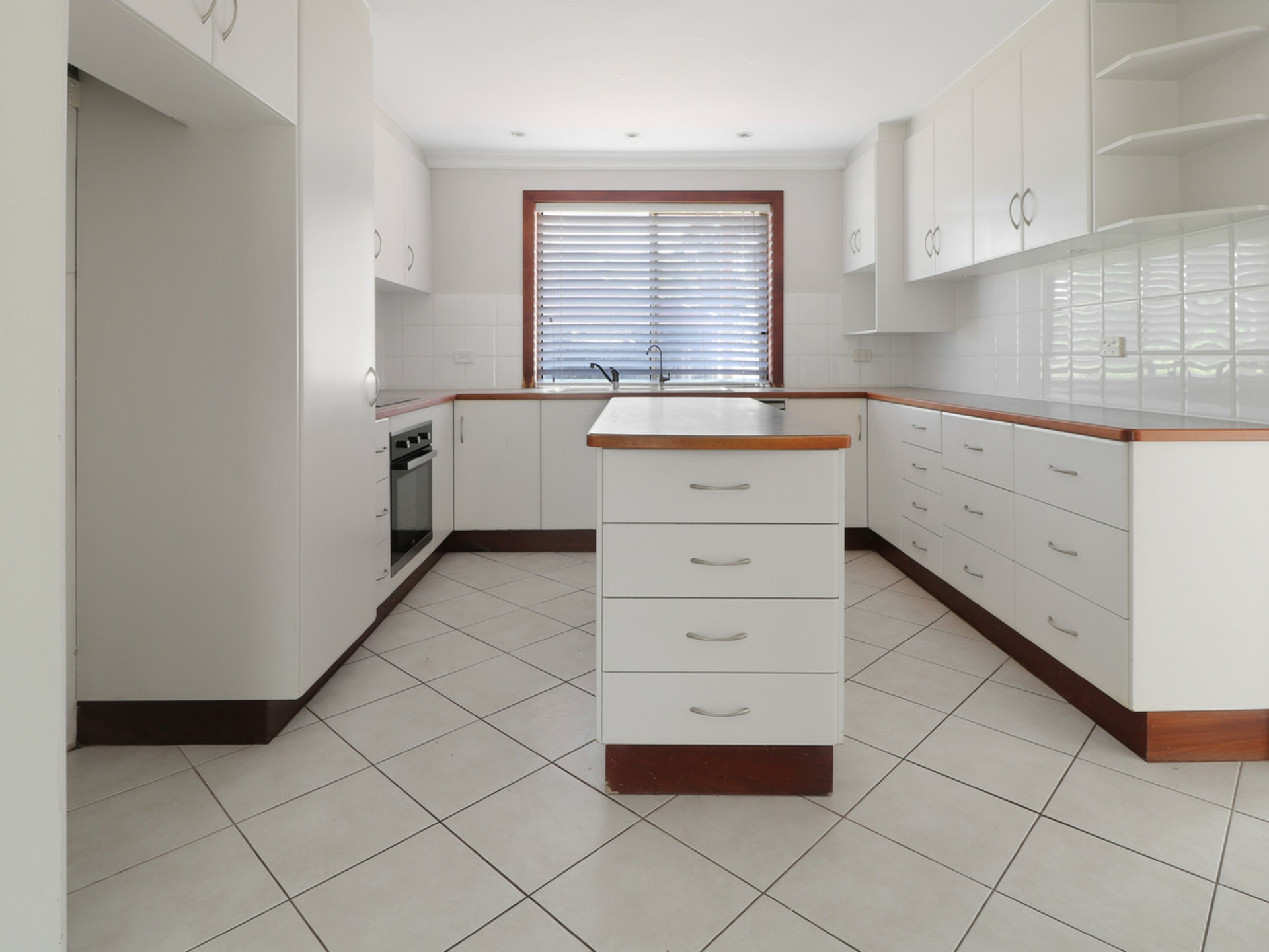 139 Bentley Road, BLAKEVIEW