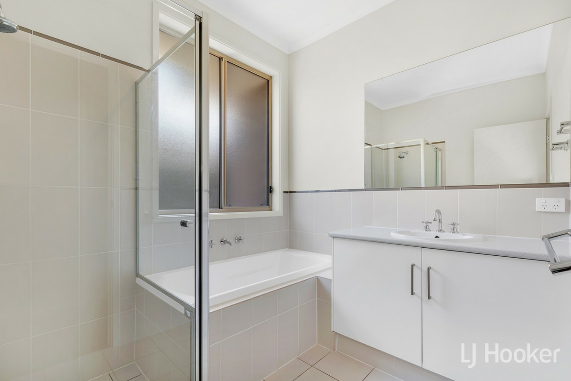 4 Allen Court, EVANSTON GARDENS