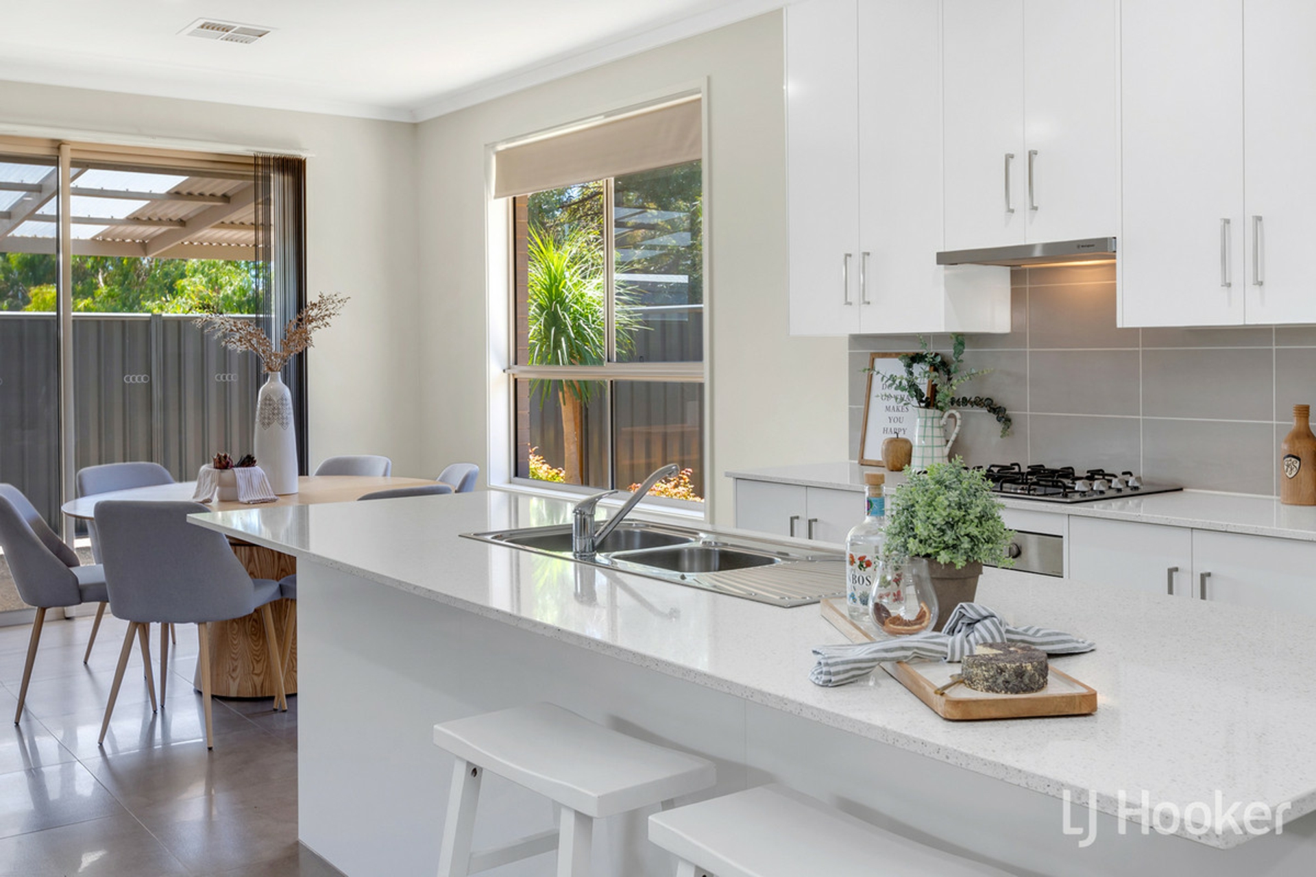 4 Allen Court, EVANSTON GARDENS
