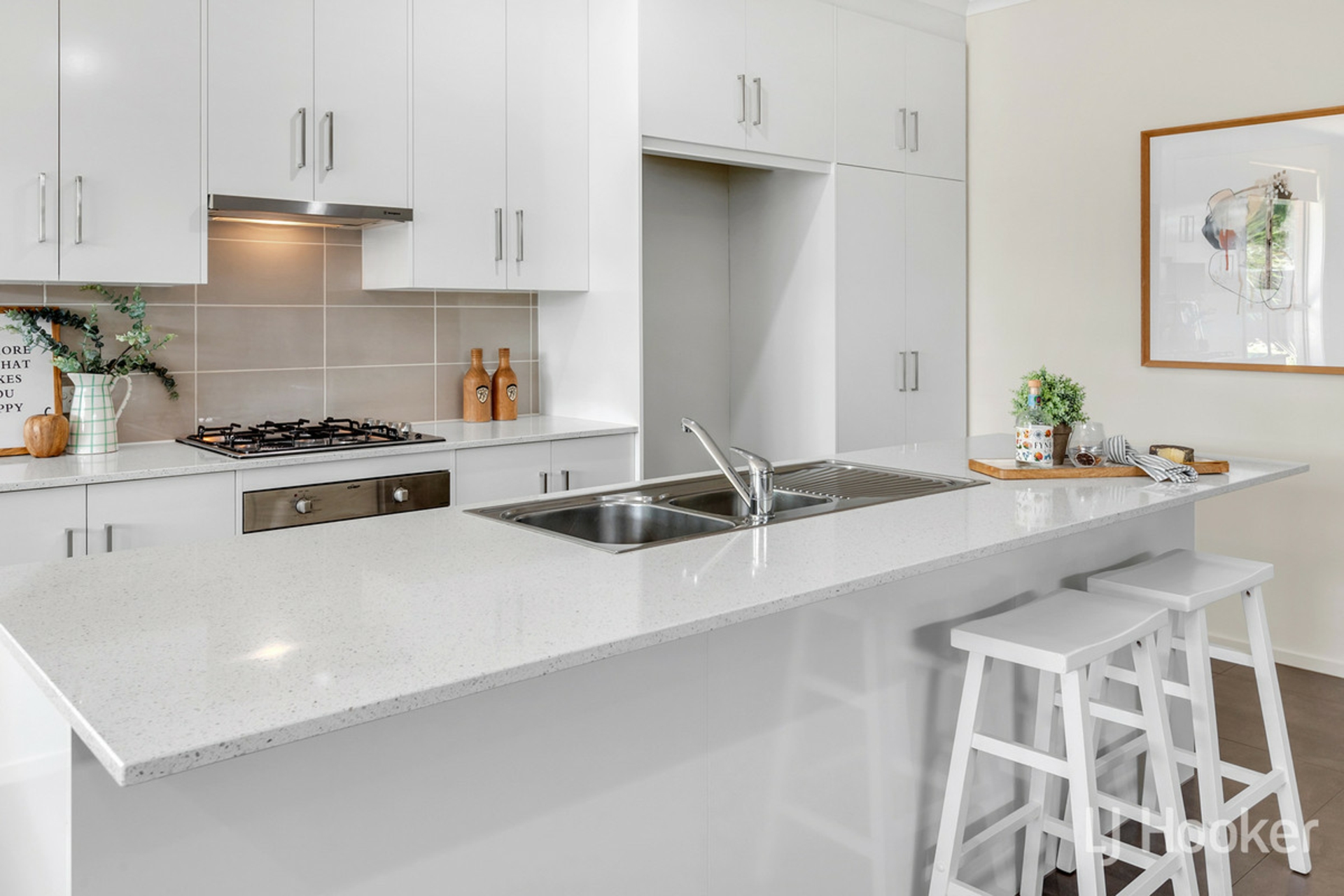 4 Allen Court, EVANSTON GARDENS