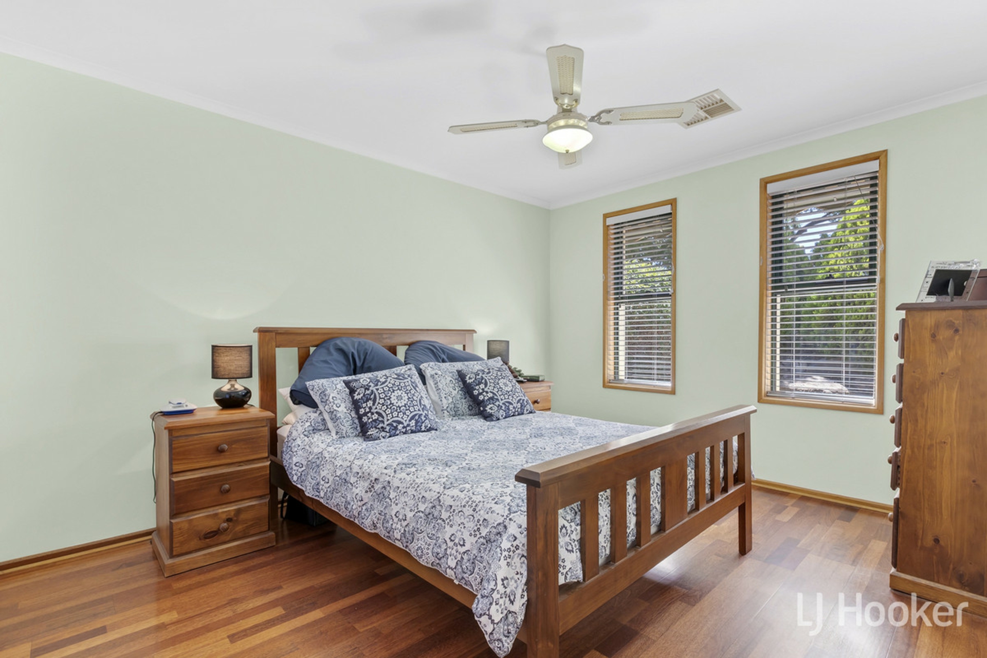 10 Belmont Gardens, HILLBANK