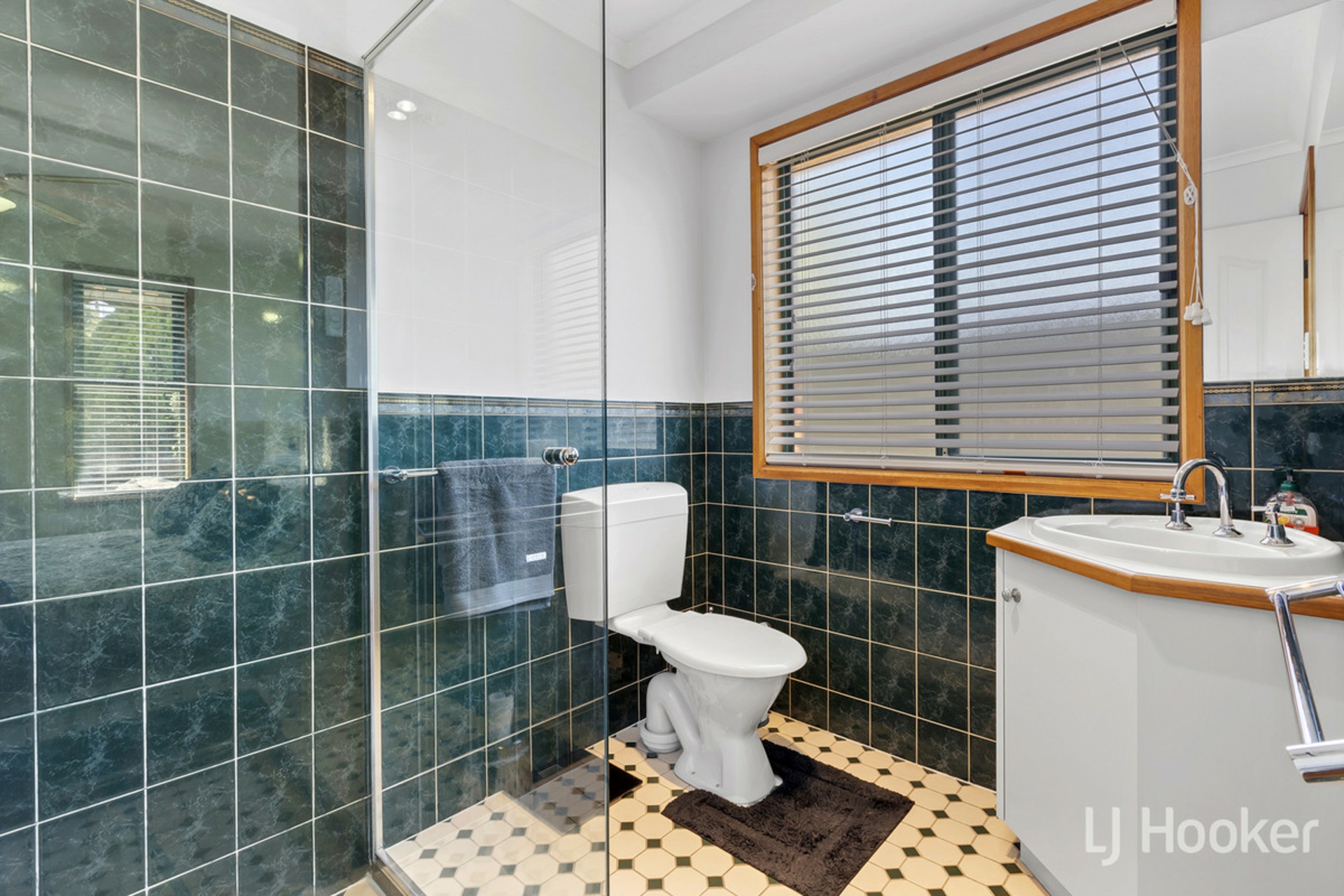 10 Belmont Gardens, HILLBANK