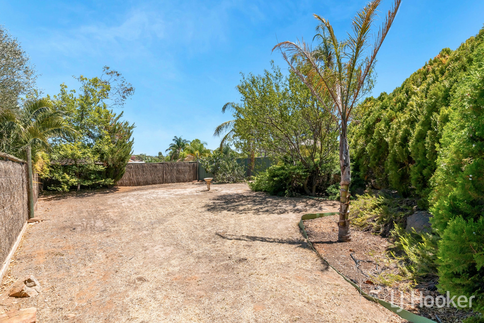 10 Belmont Gardens, HILLBANK