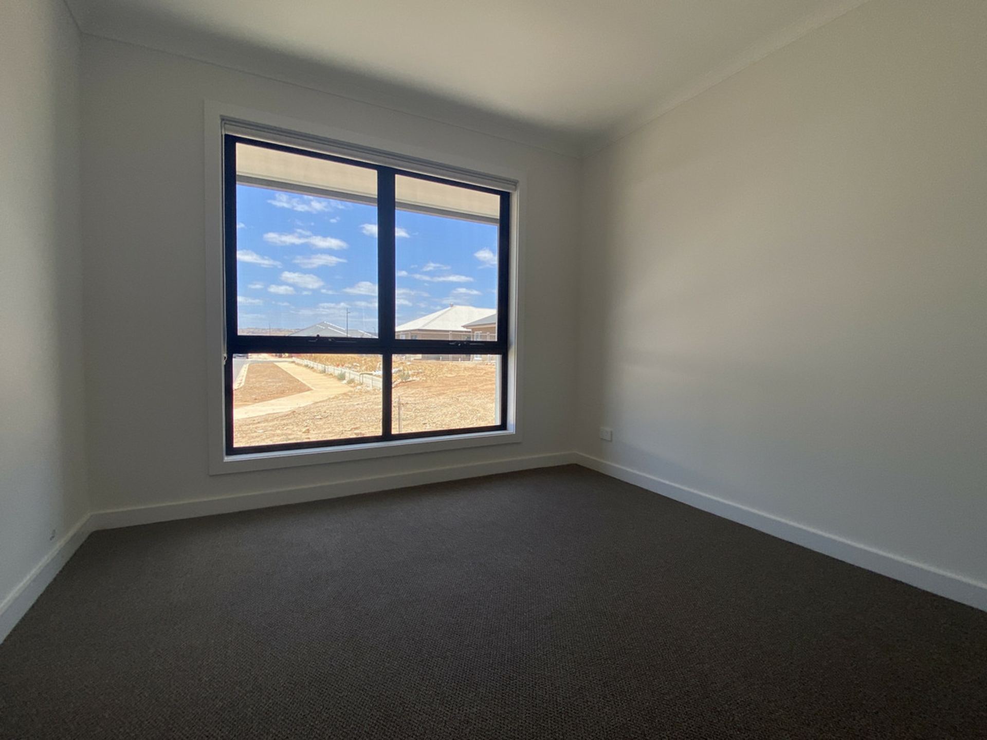 15 Woodhall Way, MUNNO PARA DOWNS