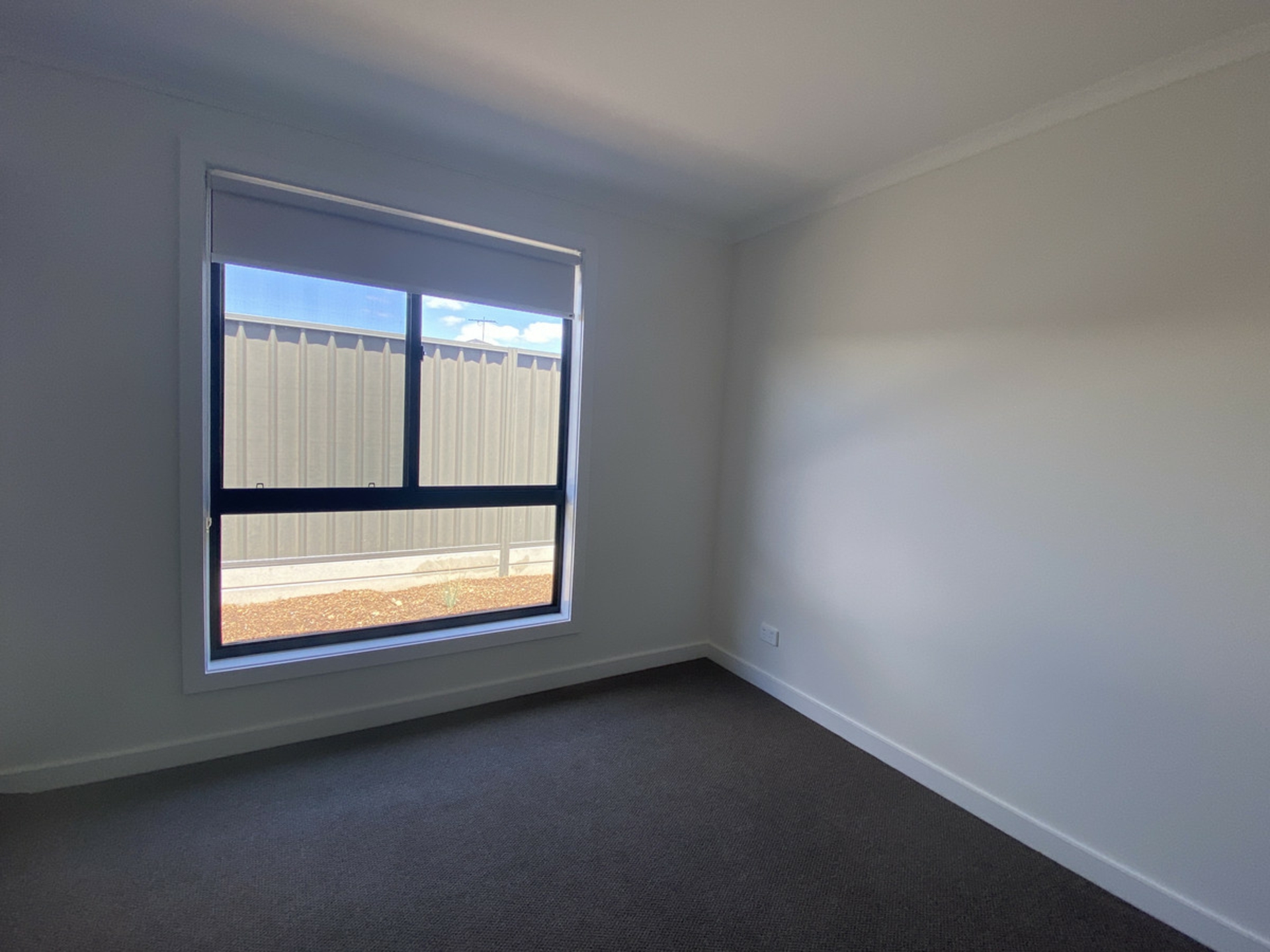 15 Woodhall Way, MUNNO PARA DOWNS