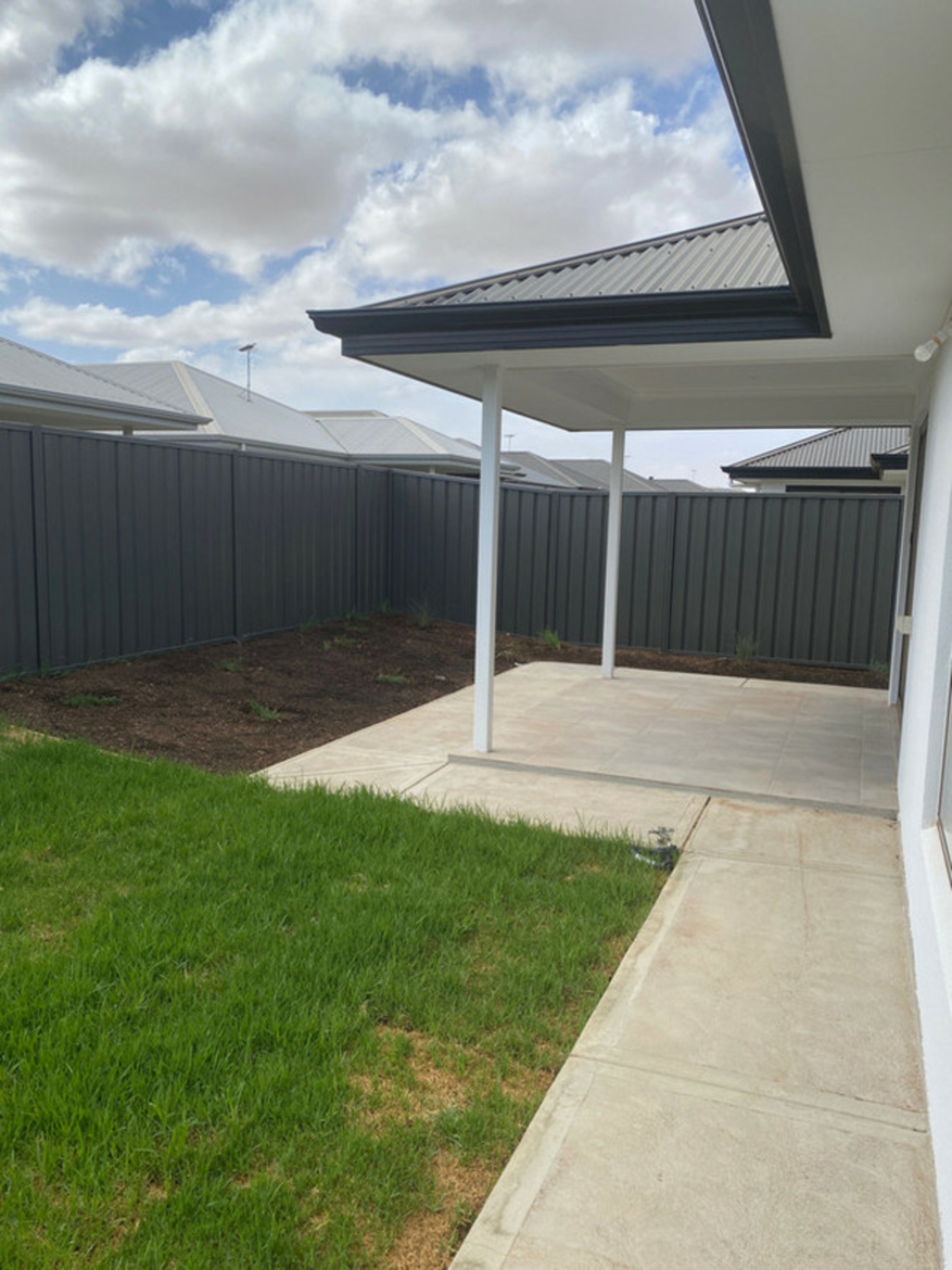 15 Woodhall Way, MUNNO PARA DOWNS