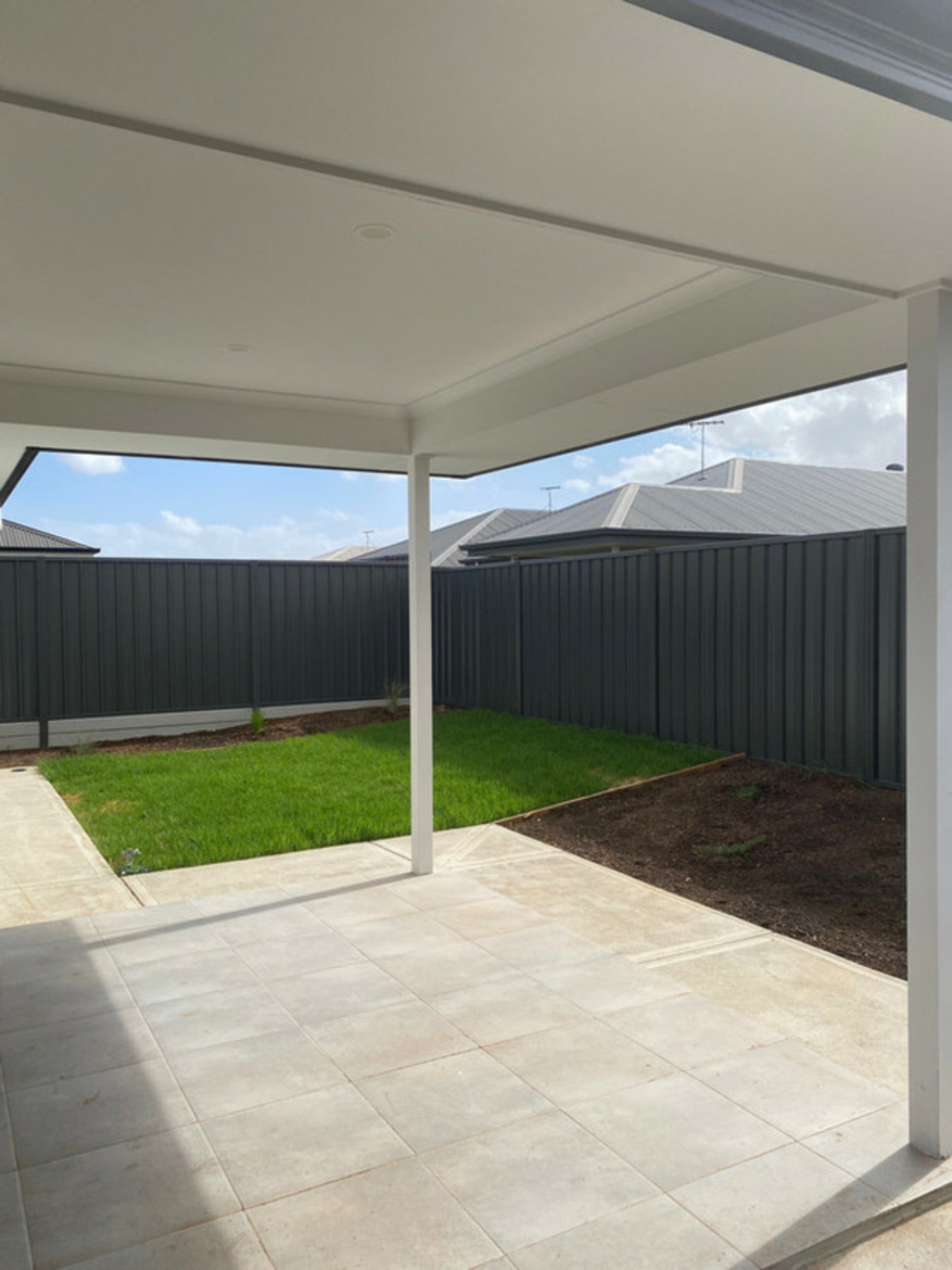 15 Woodhall Way, MUNNO PARA DOWNS