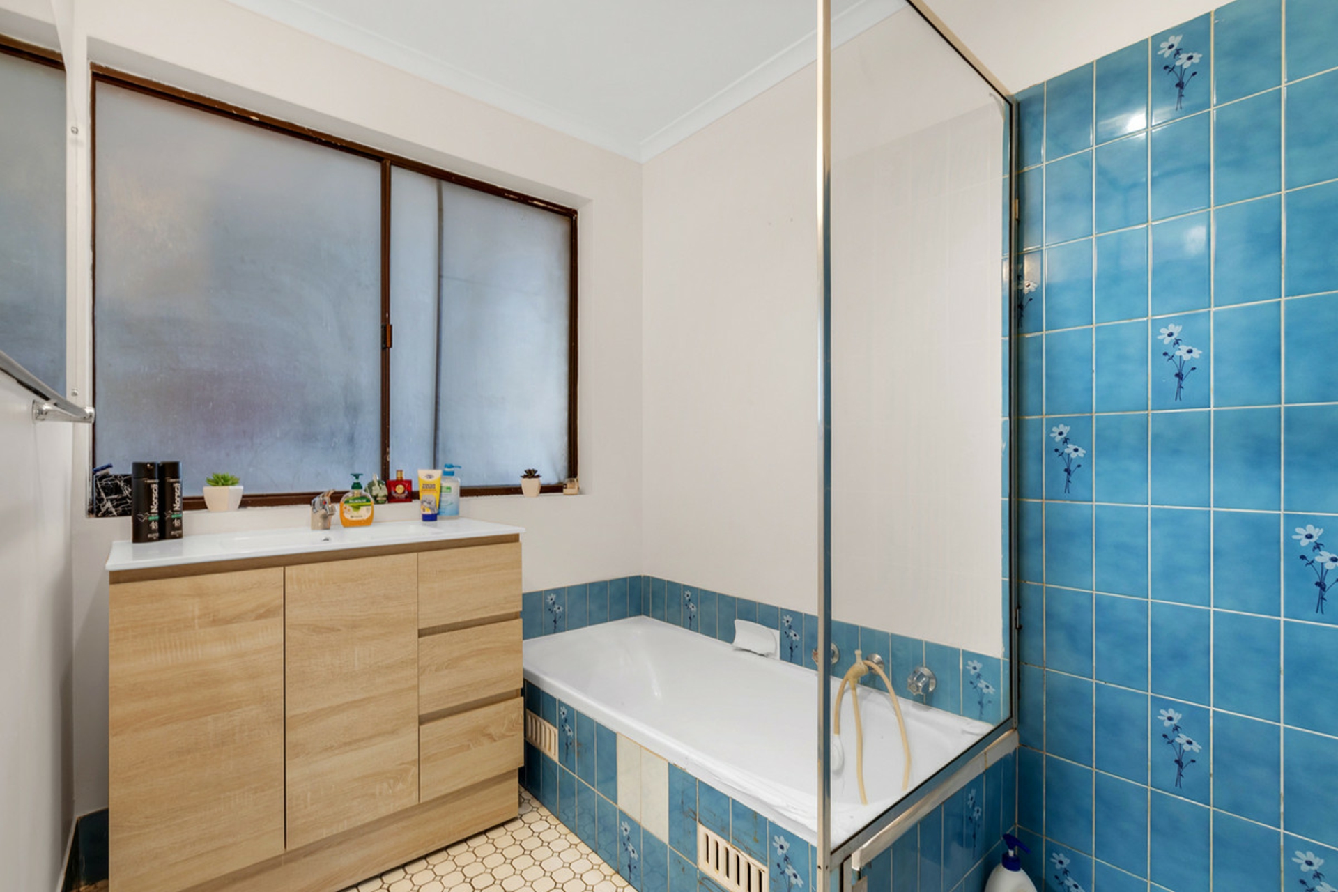 6 Rose Street, SMITHFIELD