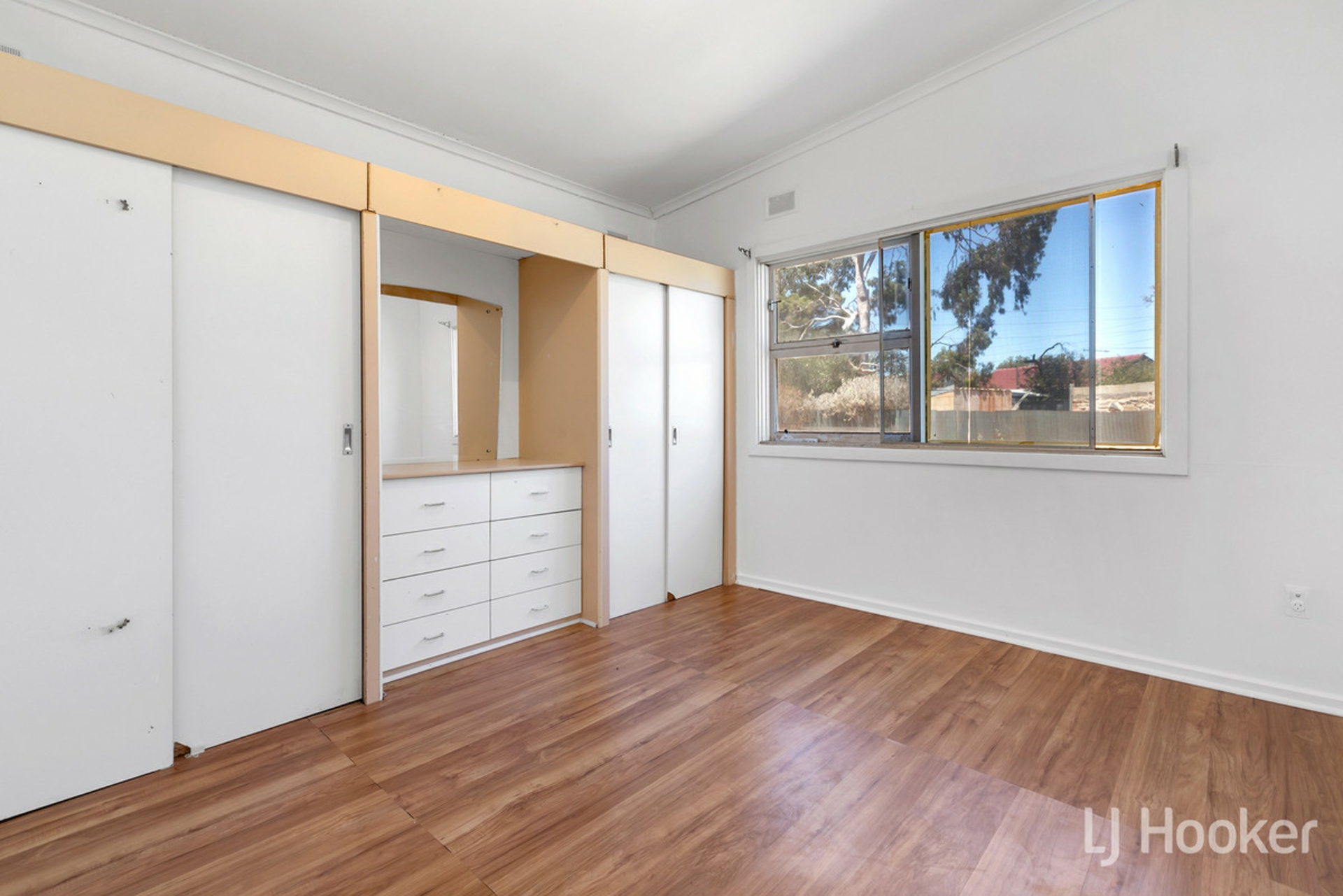 10 Coventry Road, DAVOREN PARK