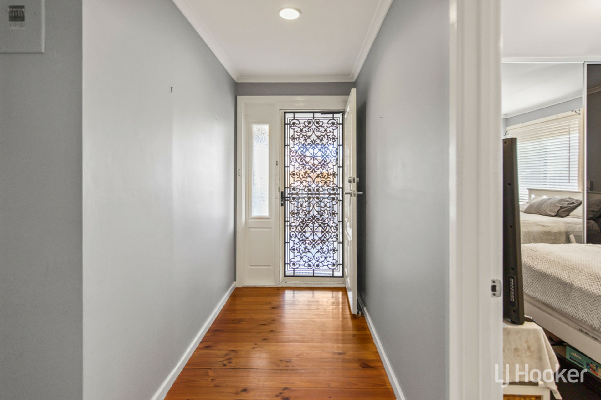 6 Beckington Street, ELIZABETH DOWNS
