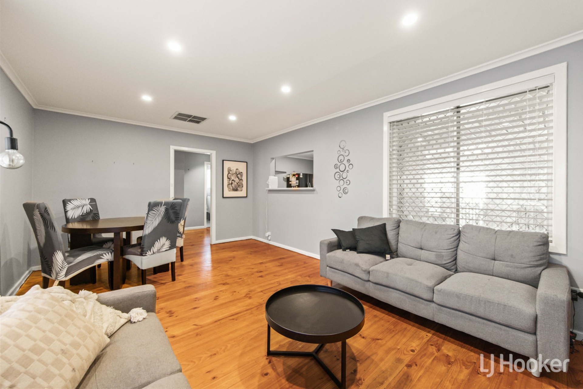 6 Beckington Street, ELIZABETH DOWNS