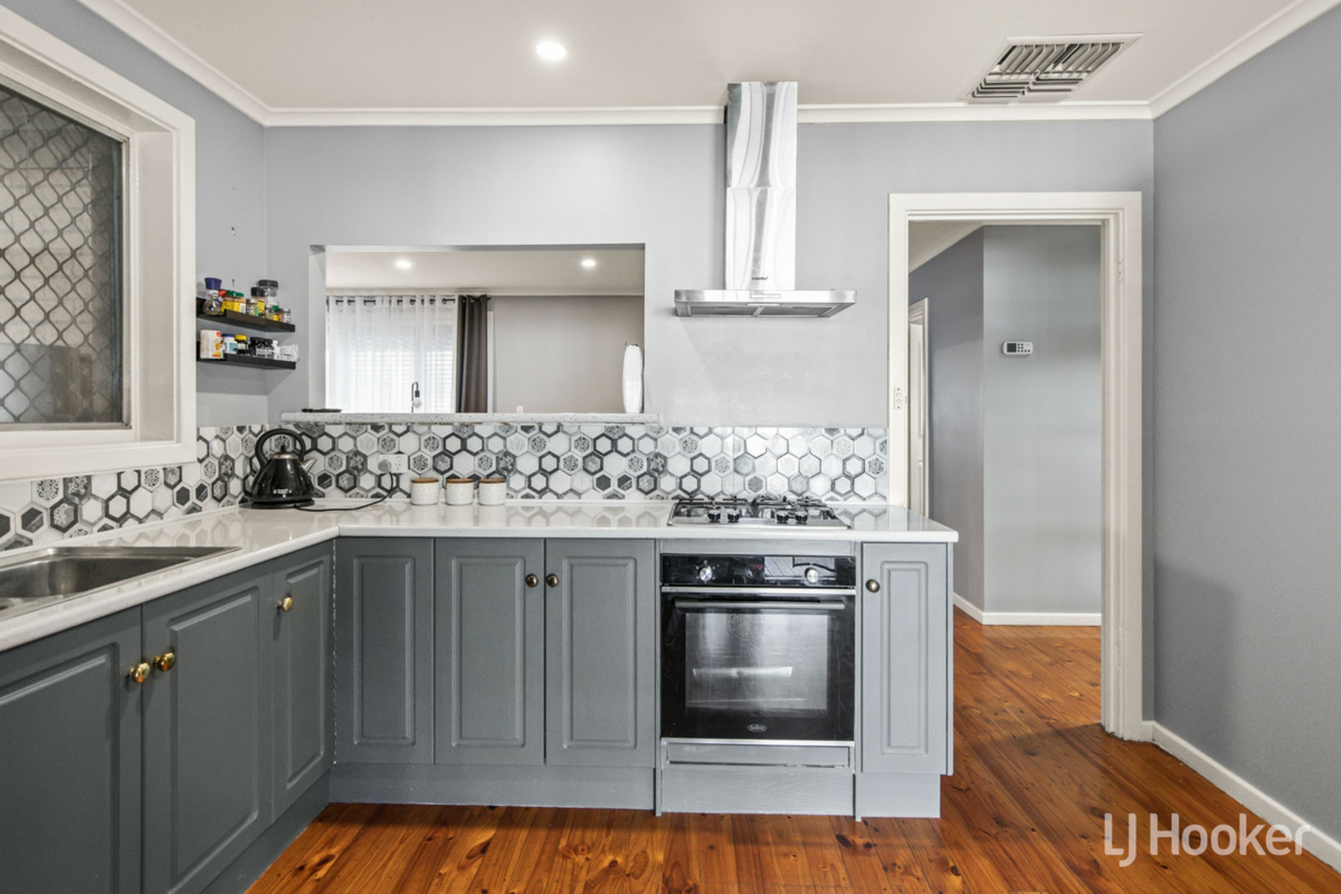 6 Beckington Street, ELIZABETH DOWNS