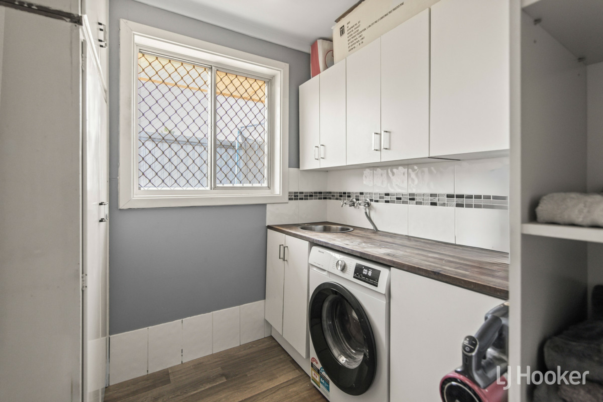 6 Beckington Street, ELIZABETH DOWNS