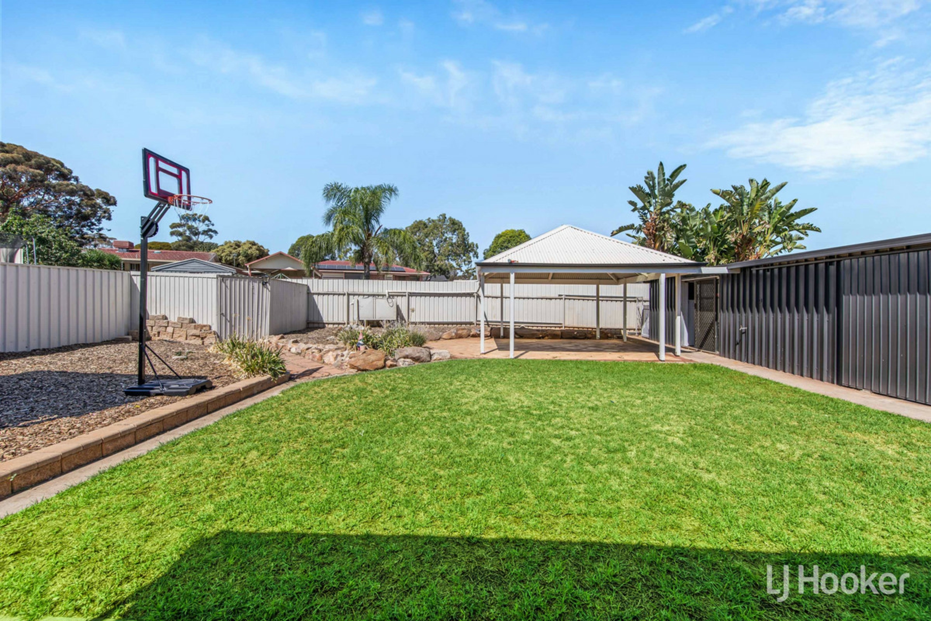 6 Beckington Street, ELIZABETH DOWNS