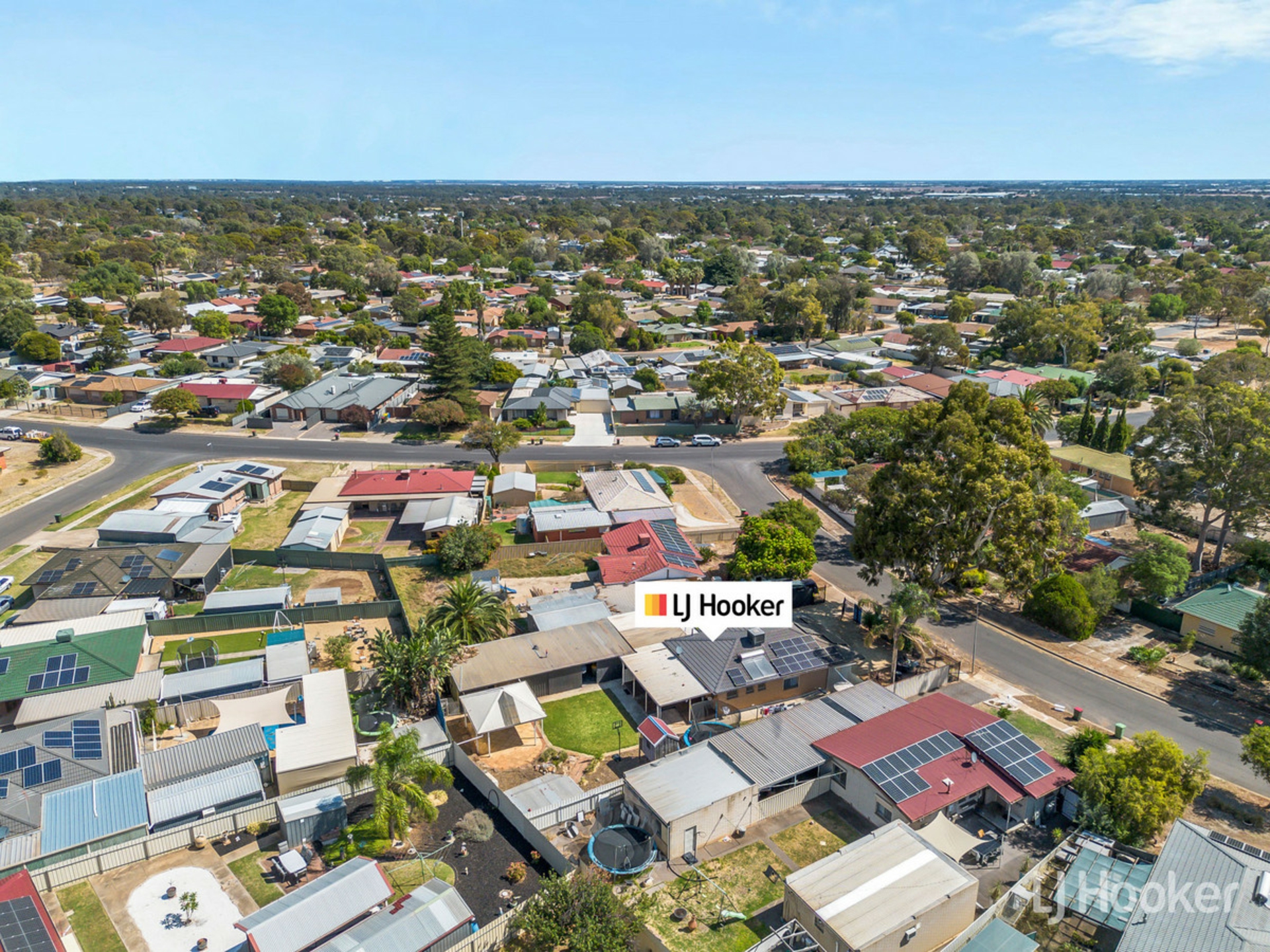 6 Beckington Street, ELIZABETH DOWNS
