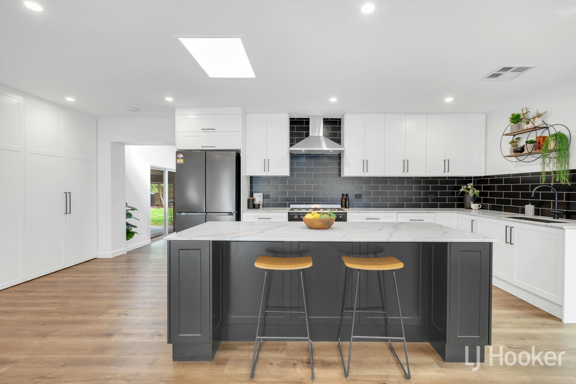996 Black Top Road, ONE TREE HILL