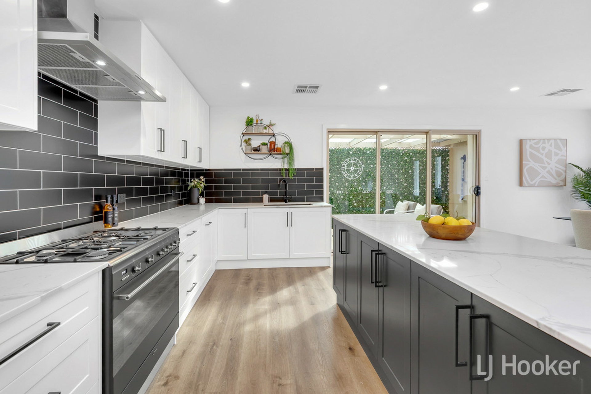 996 Black Top Road, ONE TREE HILL