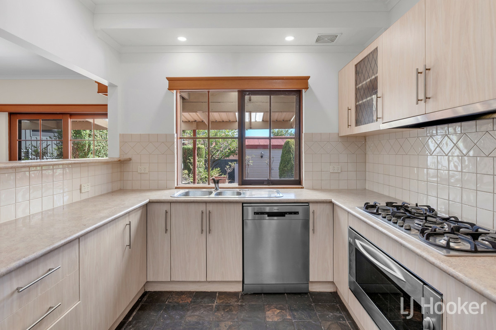 2 Park Street, TEA TREE GULLY