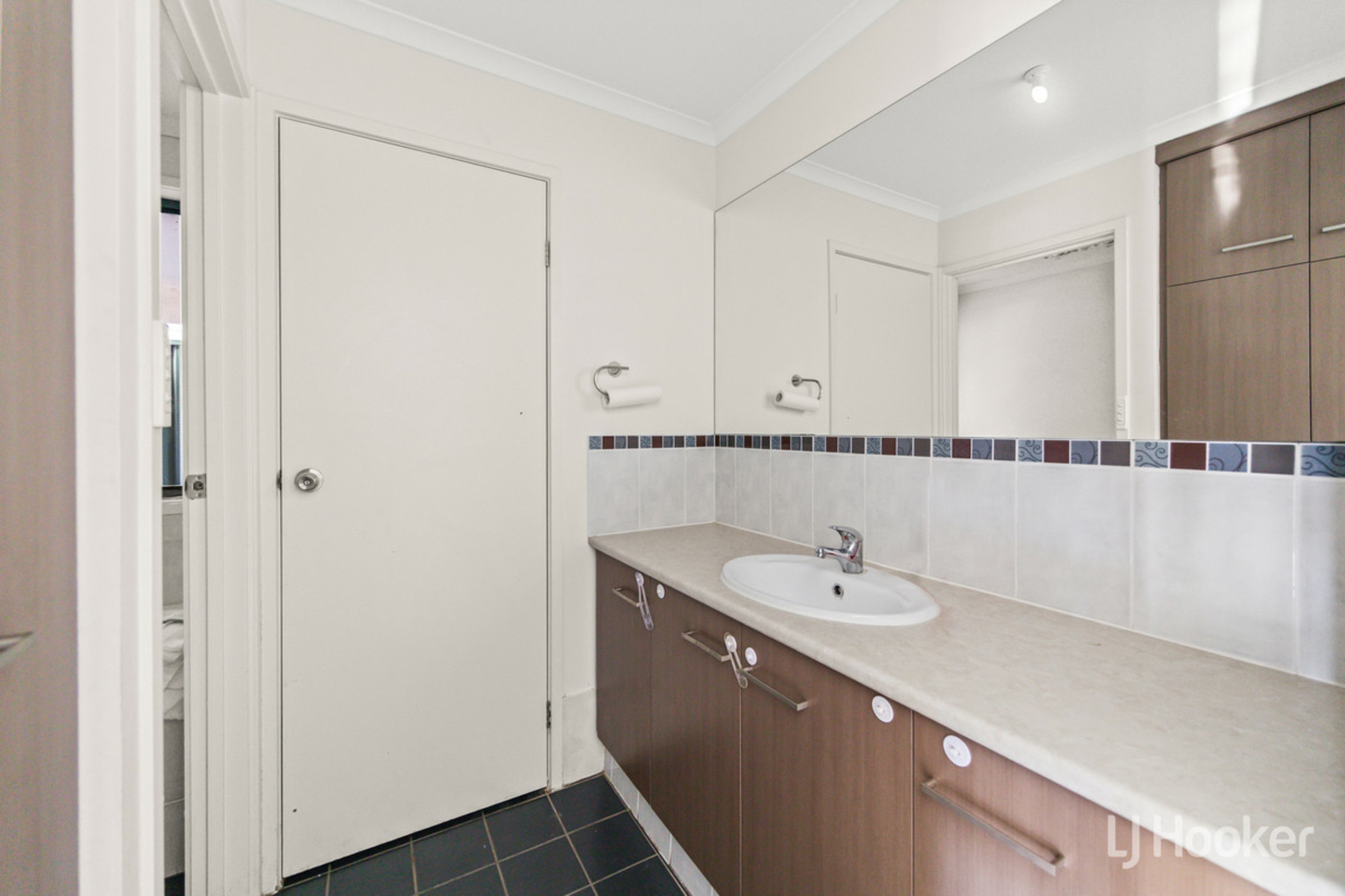 23 Dover Place, ELIZABETH PARK