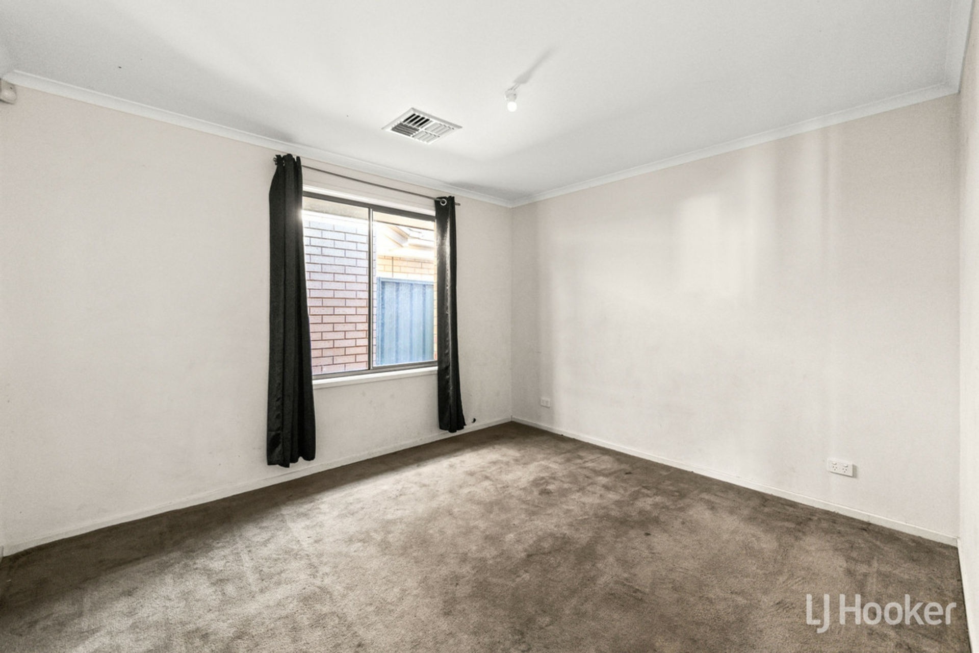 23 Dover Place, ELIZABETH PARK